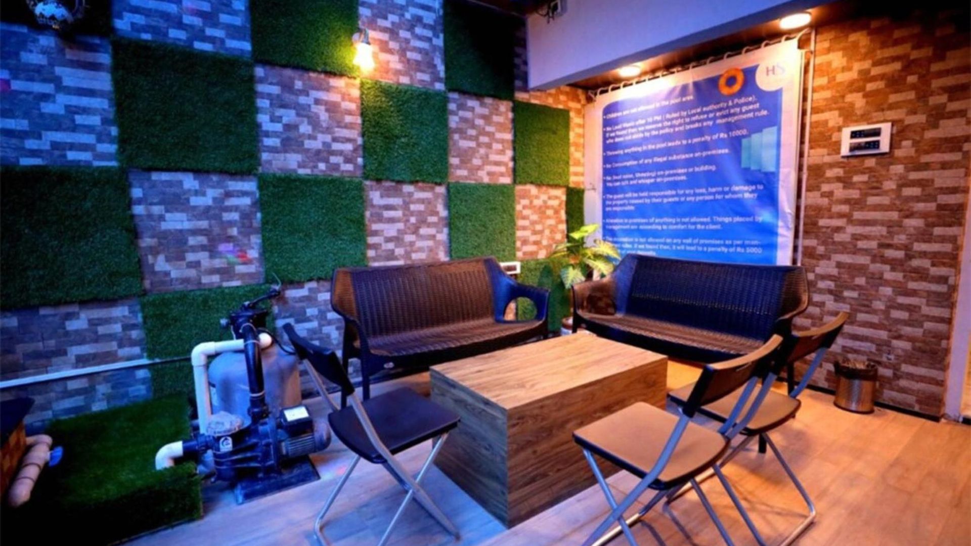 Luxurious 4 Bedroom Private Pool At Kandivali East, Villa Mumbai