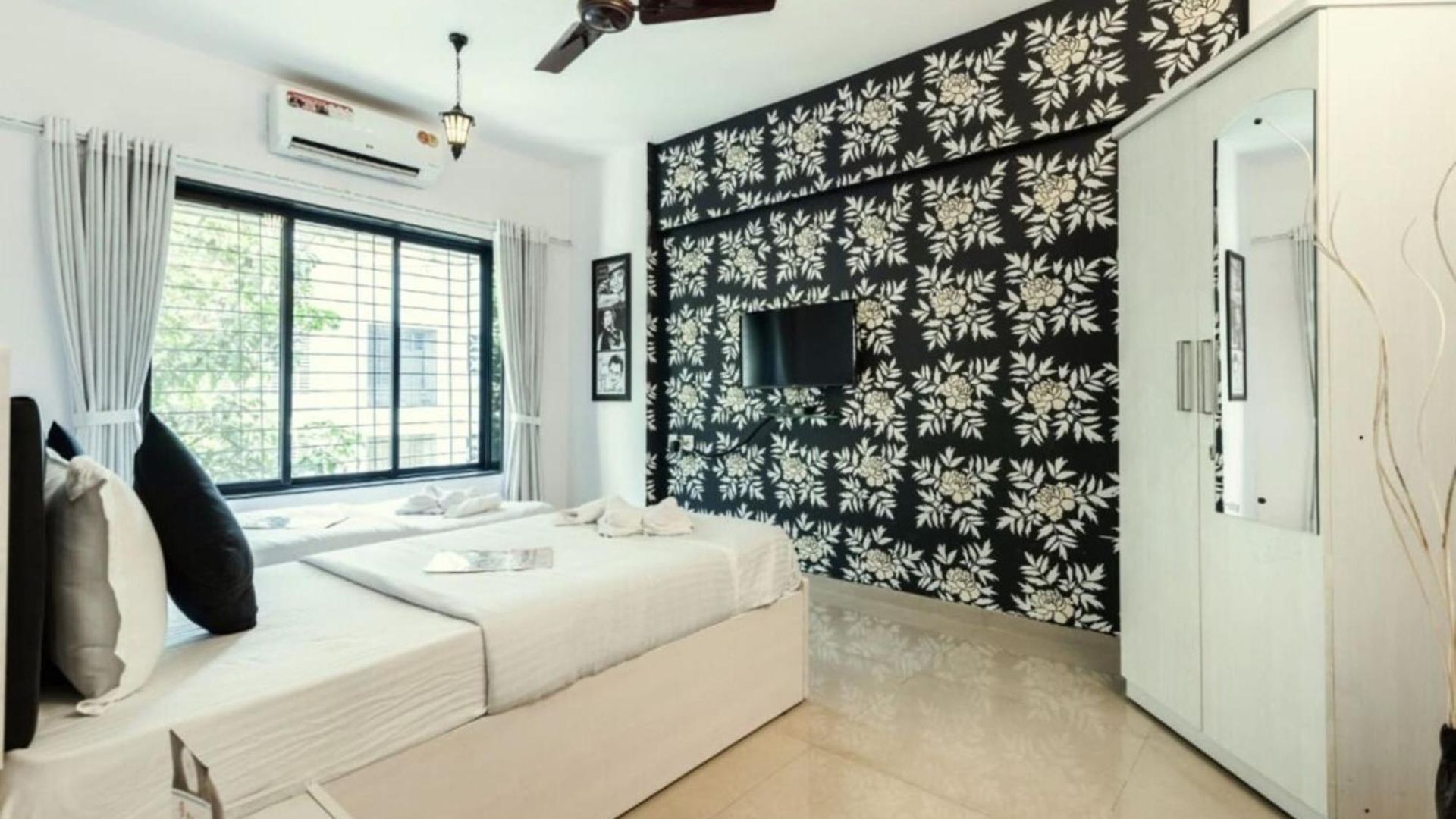 Spacious 3bhk Family Near Growels Mall Next To Western Express Highway Mumbai