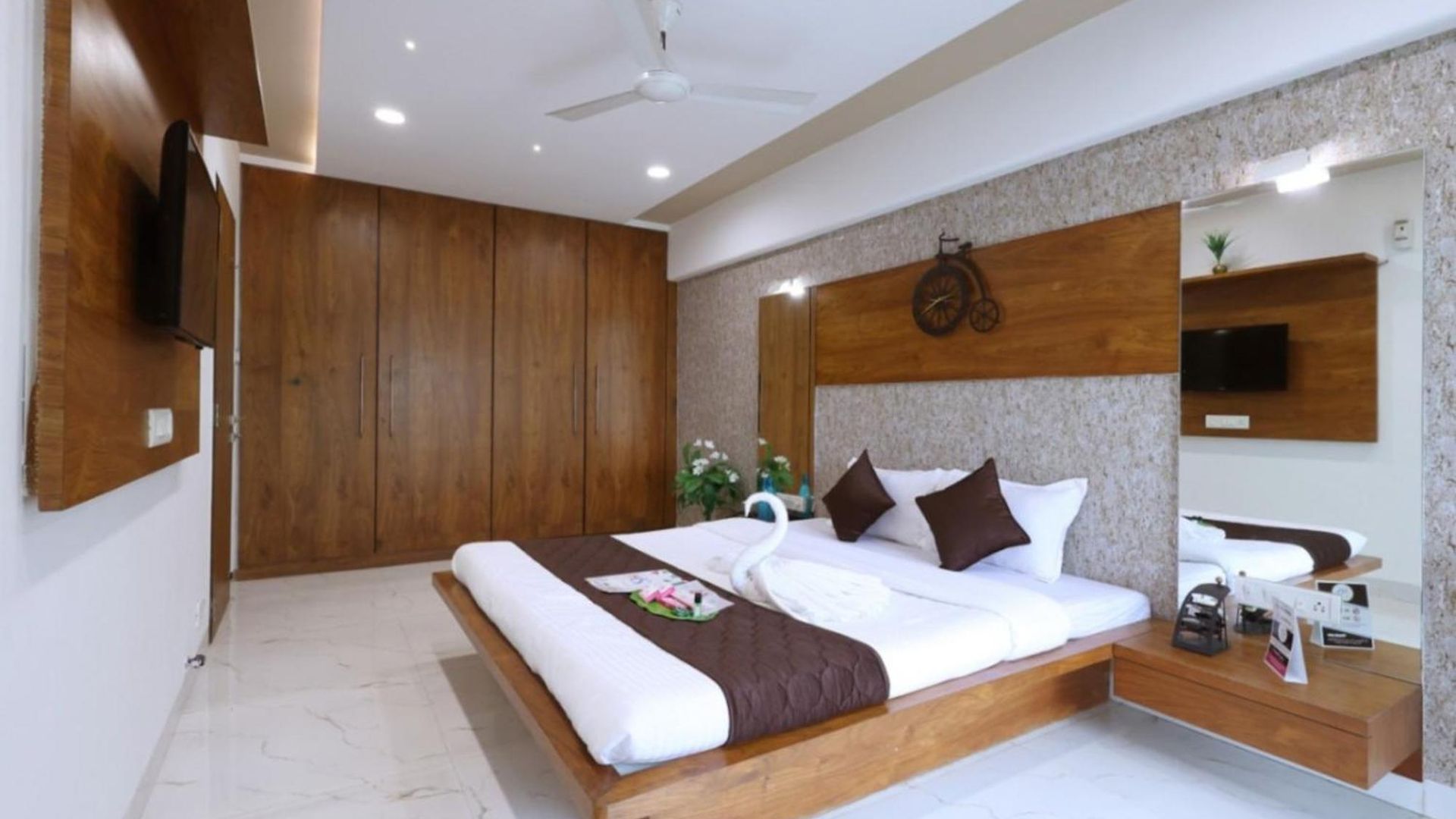 Premium 3br Near Bkc & Bandra East Apartment Mumbai