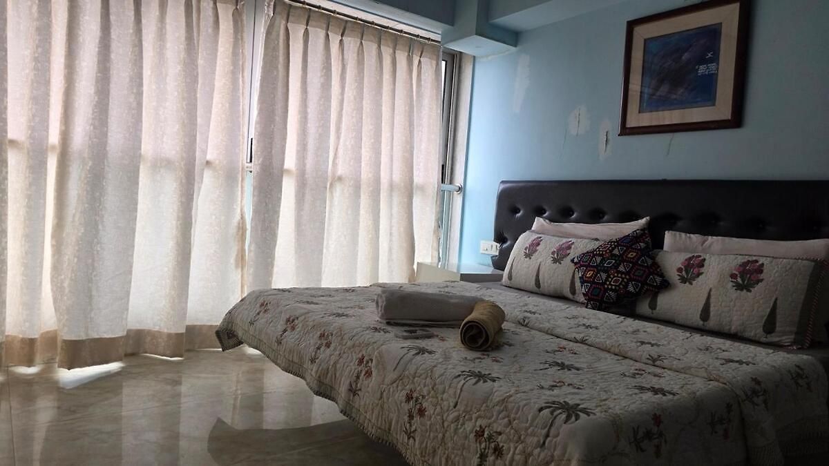 1202 Breathe By The Ocean- Luxury Apartment Mumbai