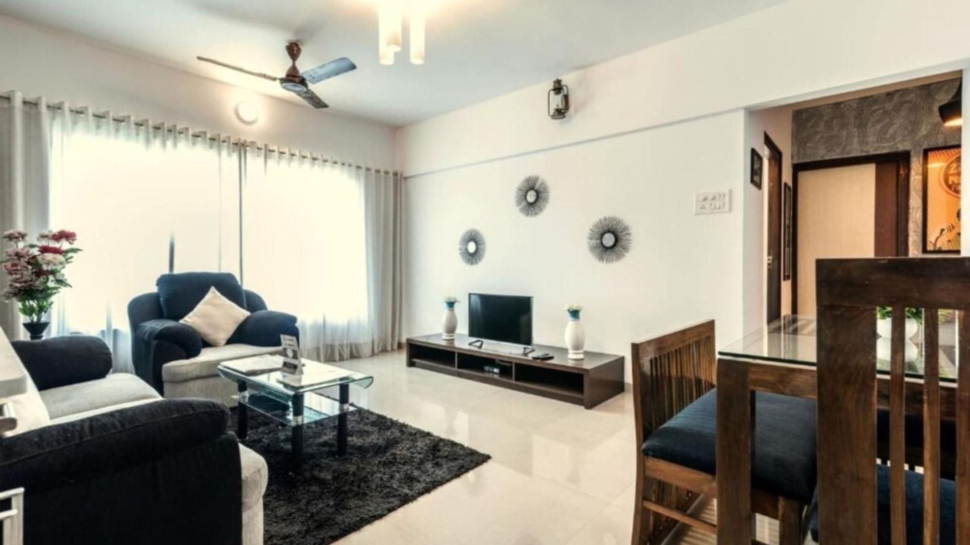 Apartment Spacious 3bhk Family Near Growels Mall Next To Western Express Highway *