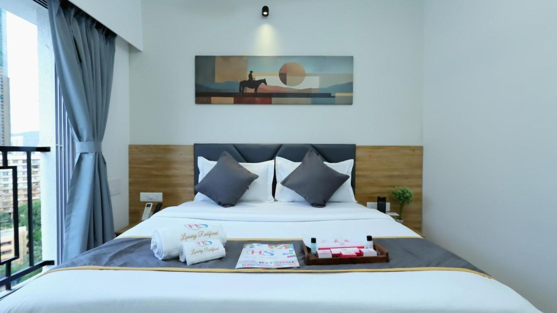 Apartment Premium 1bhk Near Borivali National Park Next To Western Express Highway *