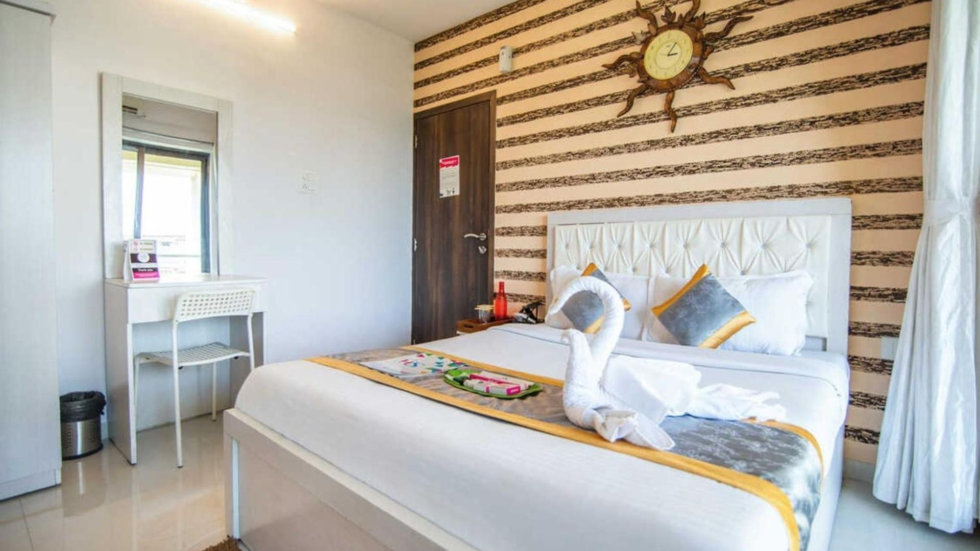 Luxury 3 Bedroom Near Airport For Working Professionals And Families Apartment Mumbai