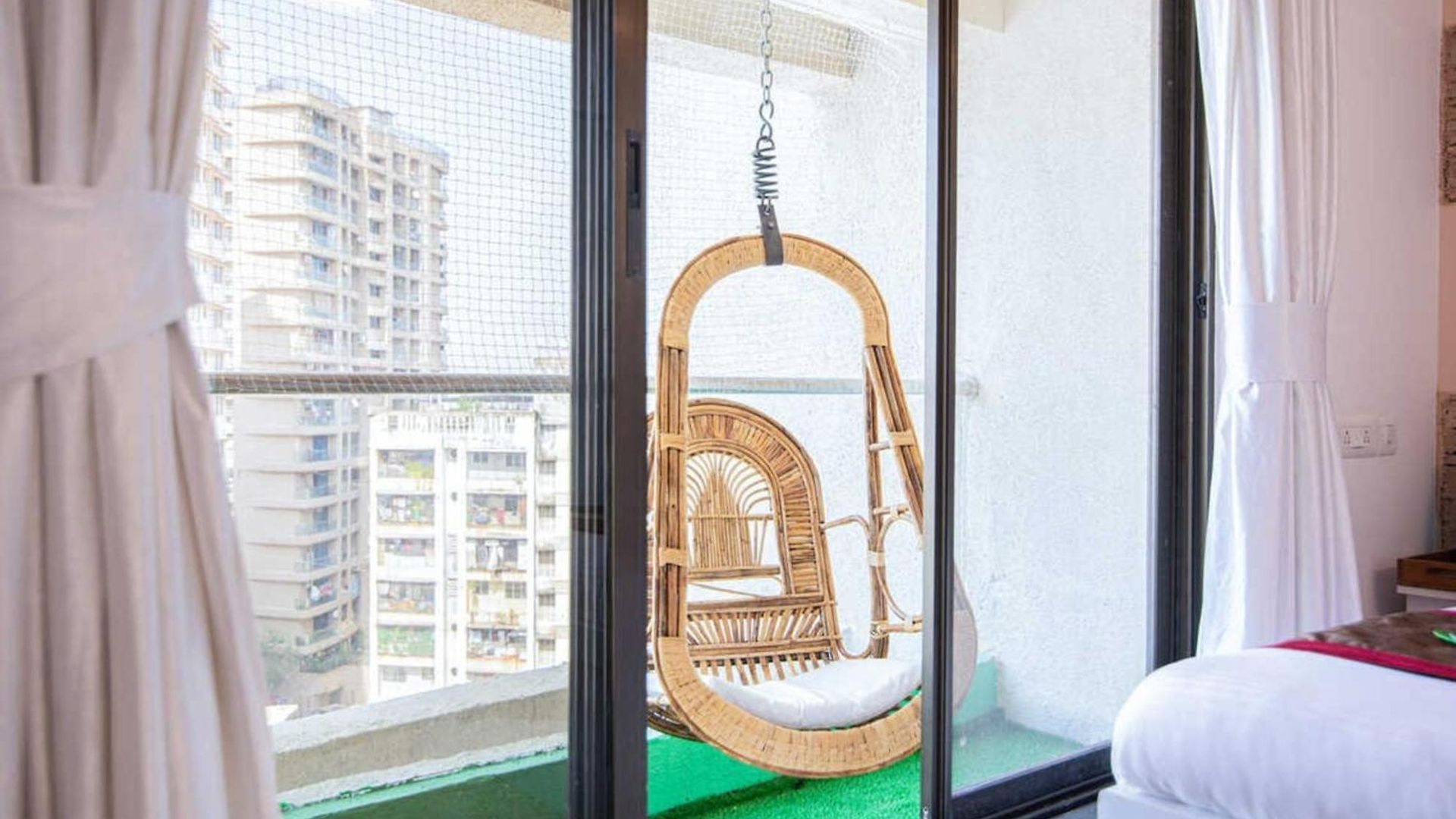Apartment Luxury 3 Bedroom Near Airport For Working Professionals And Families *