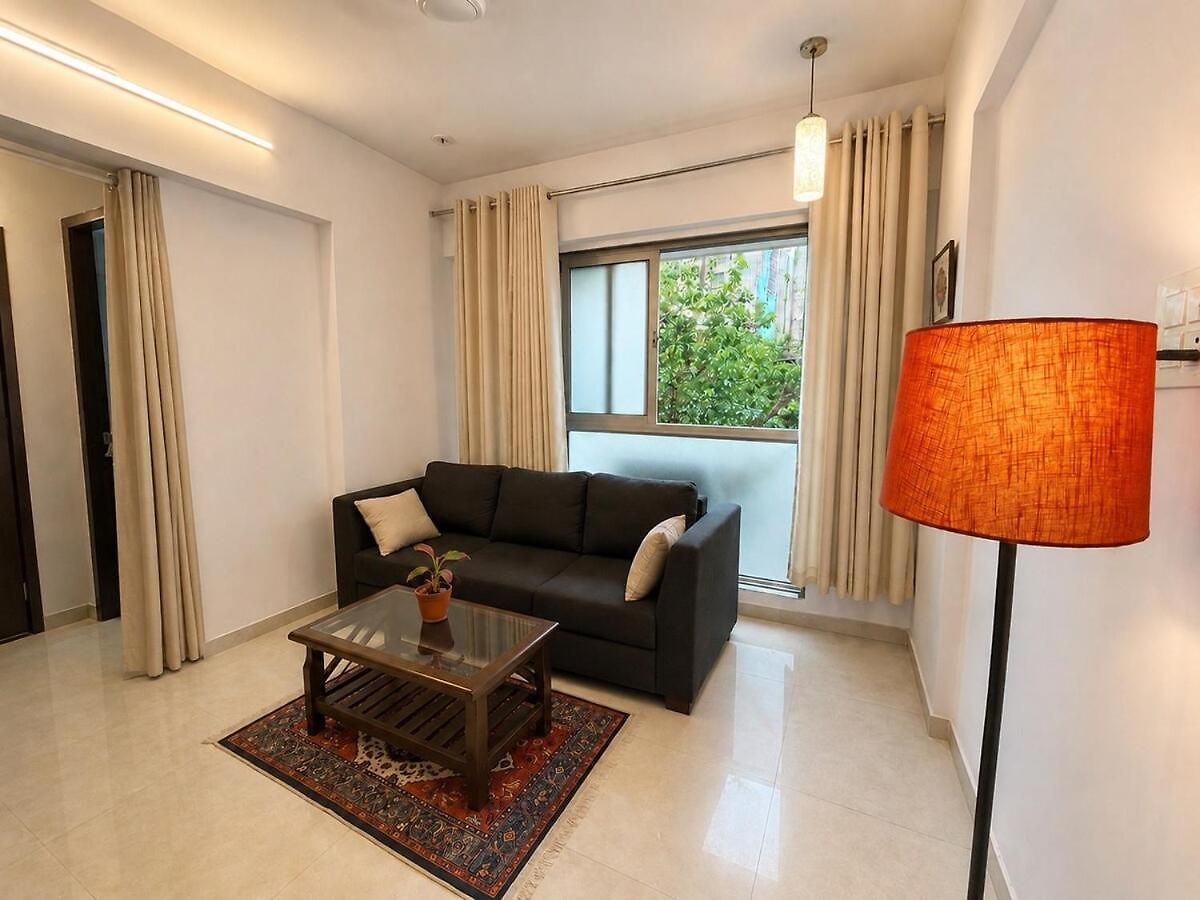 Warm Modern 1bhk Flat New Tower Yari Road Apartment Mumbai