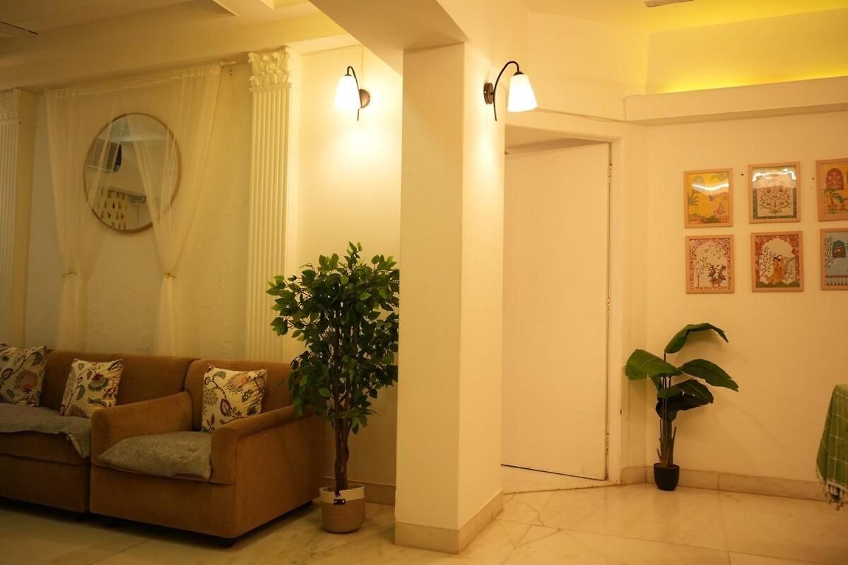 Deep 5th Floor - 3bhk Aesthetic Khar *