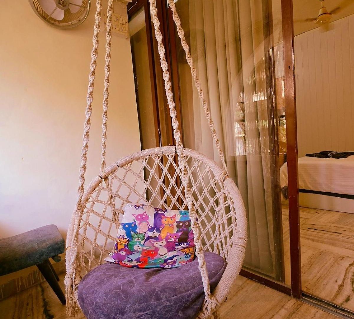 Adore 4 Bhk Luxury Apartment- Bandra *