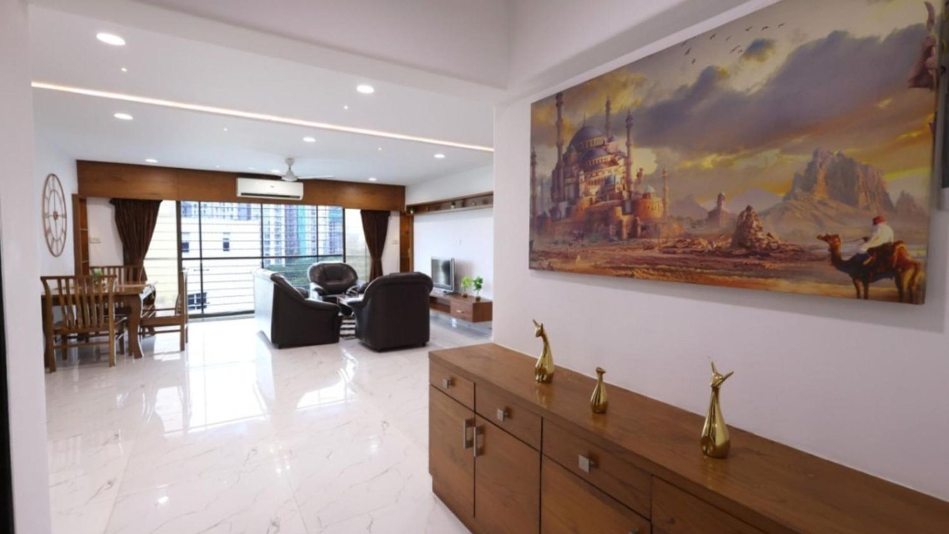 Premium 3br Near Bkc & Bandra East Apartment