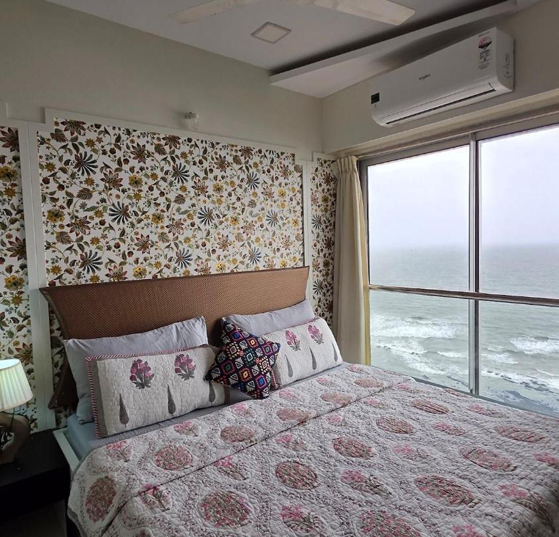 Ocean 1401- 3 Bhk Seafacing Spacious *