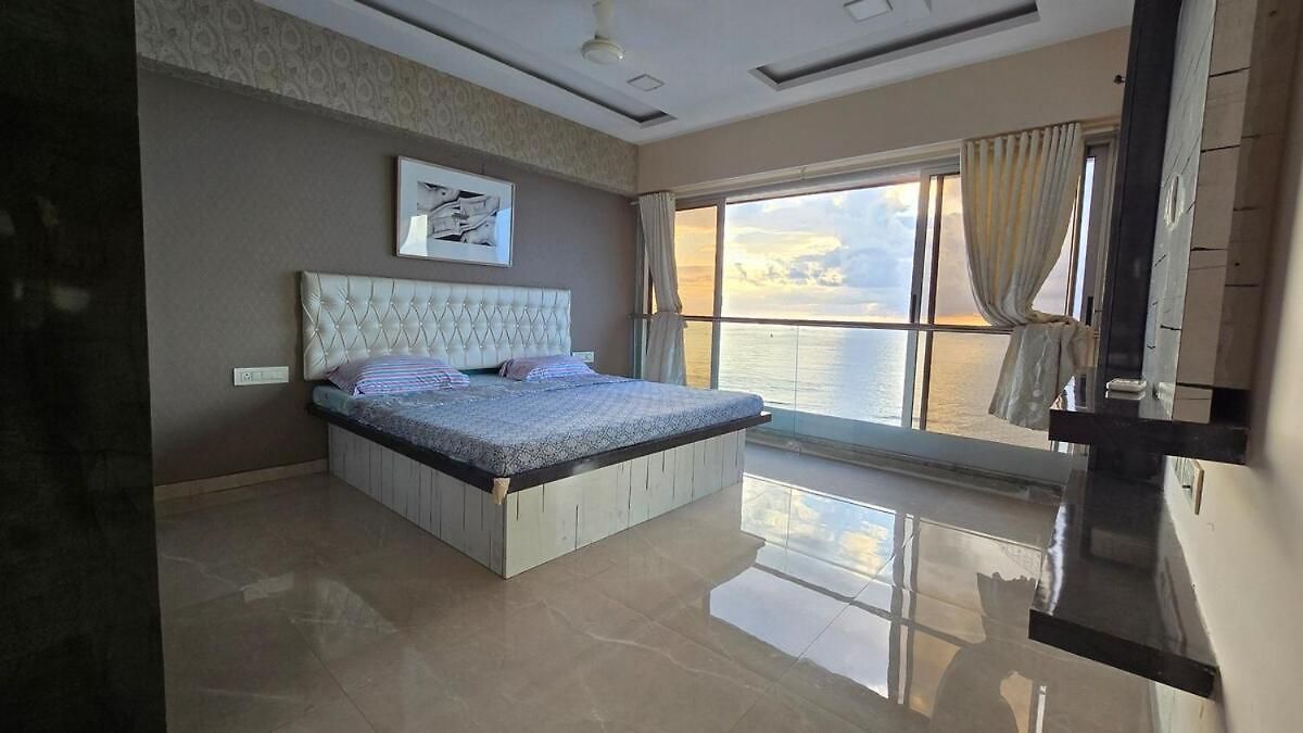 Ocean 1201- 3bhk Luxury Seafacing Mumbai