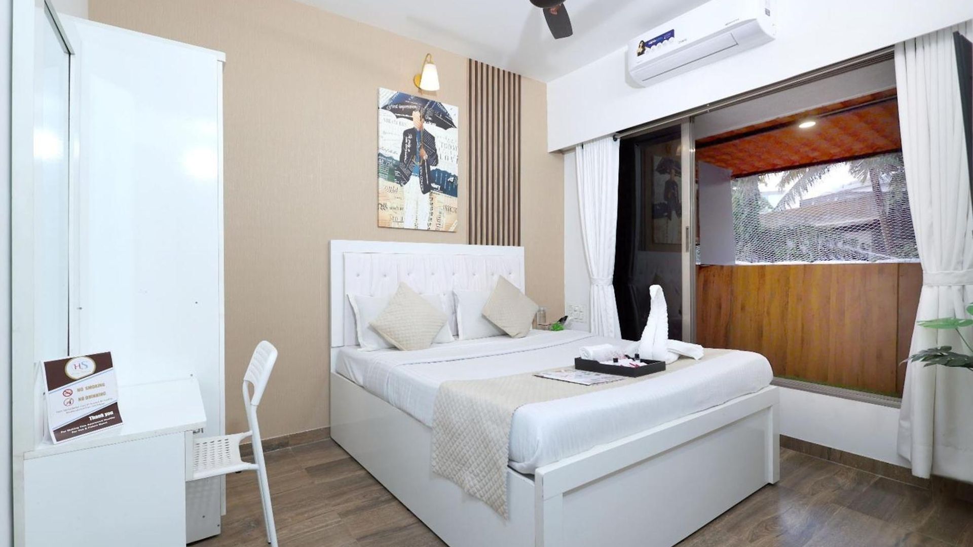 Apartment Spacious 1 Bhk For Business & Family Near International Airport *