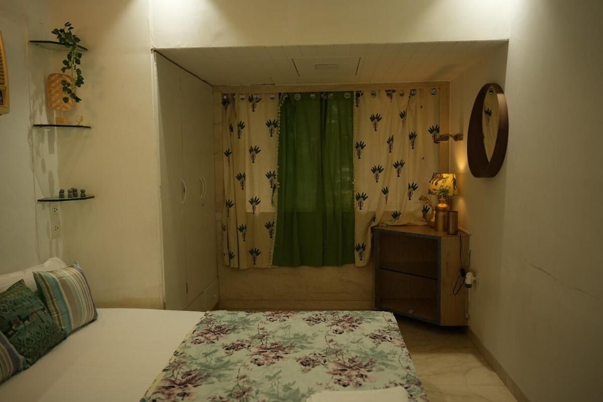 Deep 5th Floor - 3bhk Aesthetic Khar *