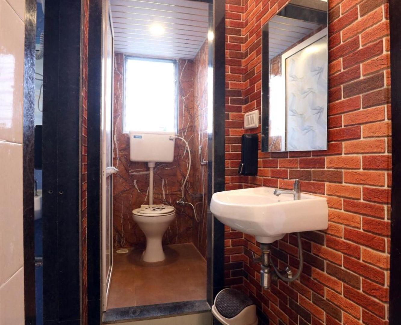 Apartment Azure 1-bedroom Apartment, Asha Nagar Kandivali East, *