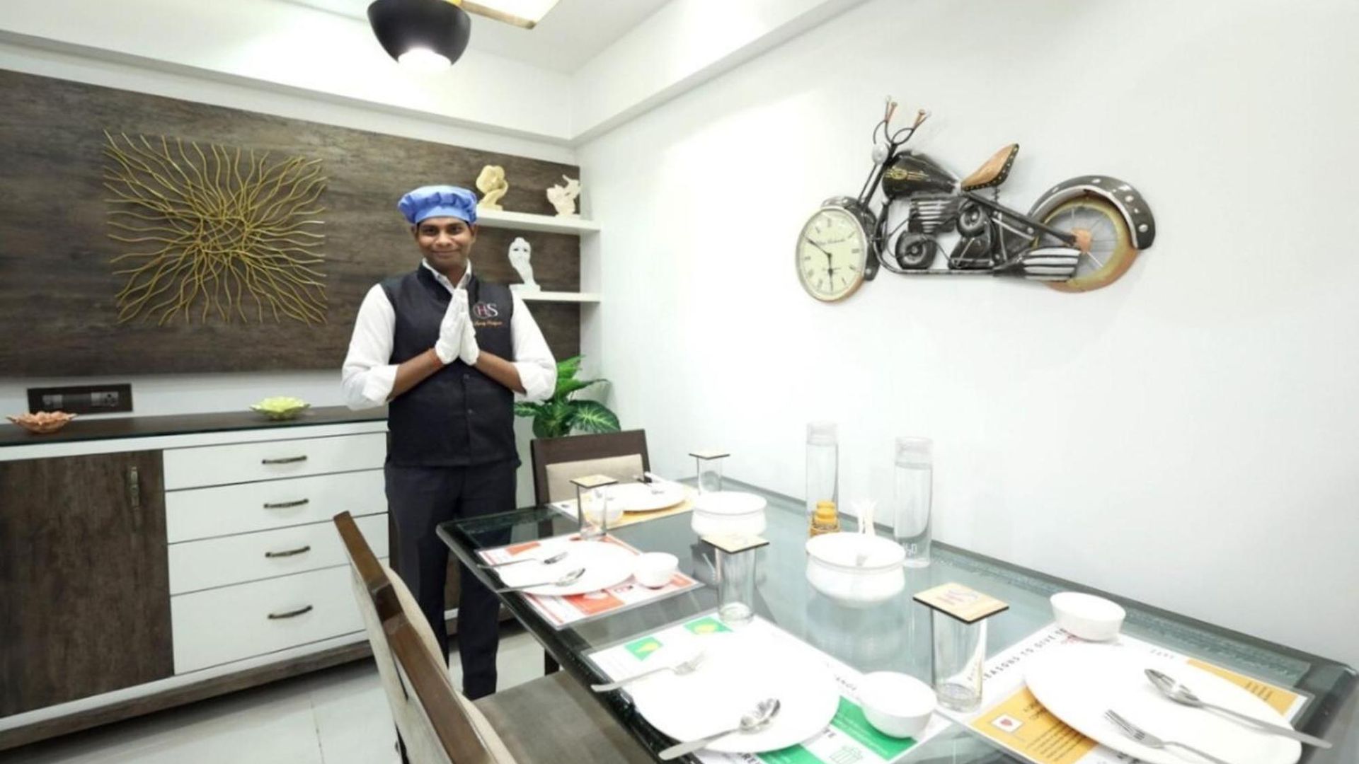 Embassy 2 Bedroom Near Bkc & Guru Nanak Hospital Bandra East Apartment *