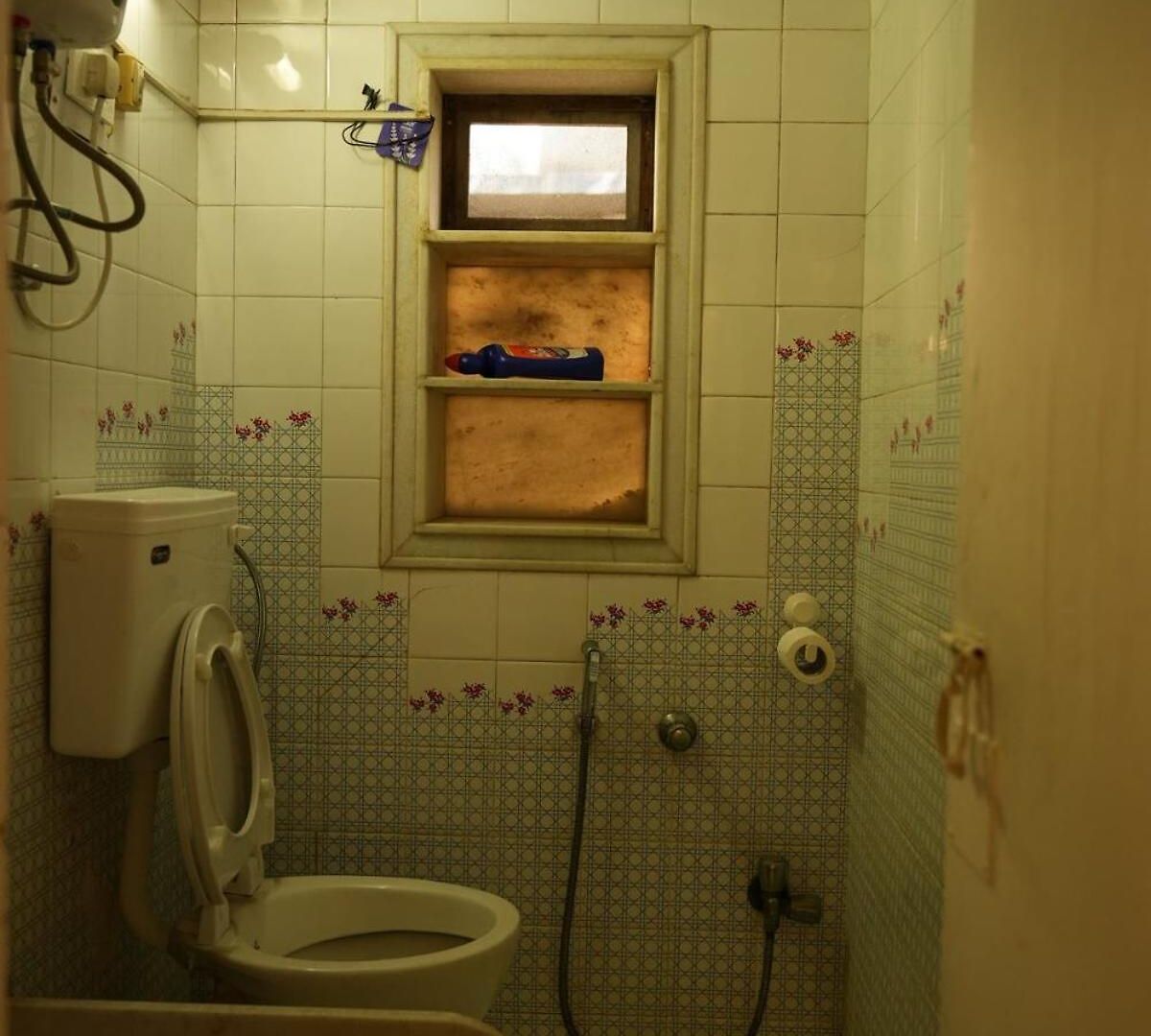 Deep 5th Floor - 3bhk Aesthetic Khar Apartment Mumbai