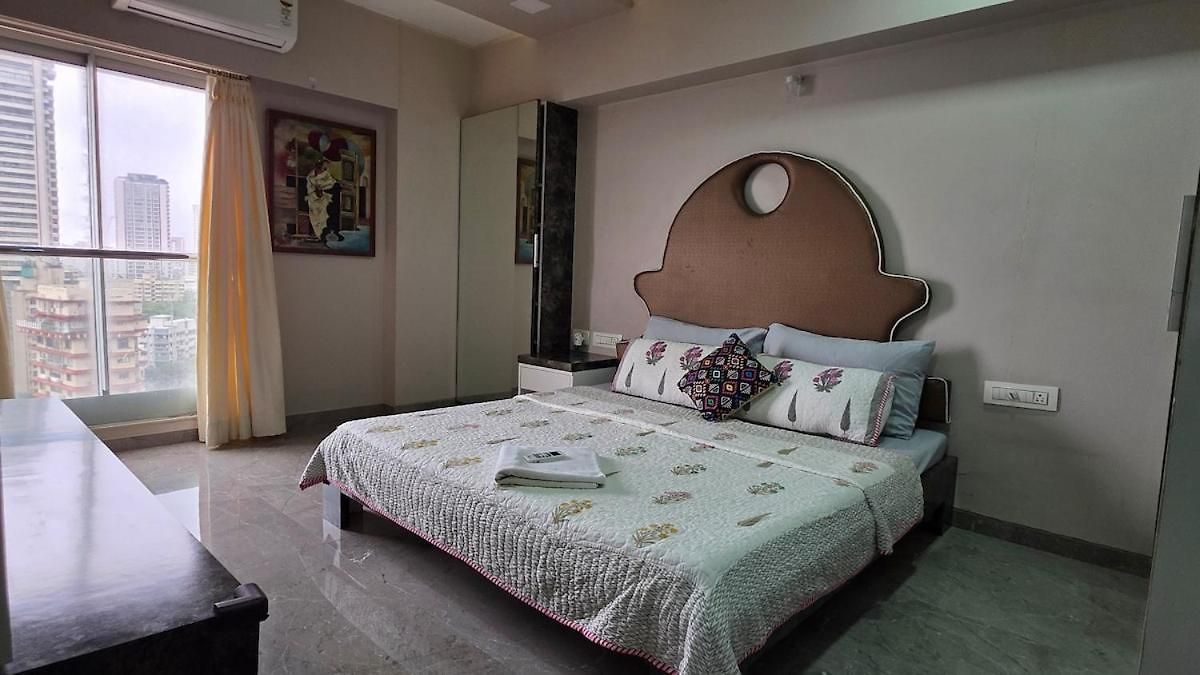 Ocean 1401- 3 Bhk Seafacing Spacious Apartment
