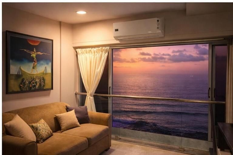 Ocean 1401- 3 Bhk Seafacing Spacious Apartment *