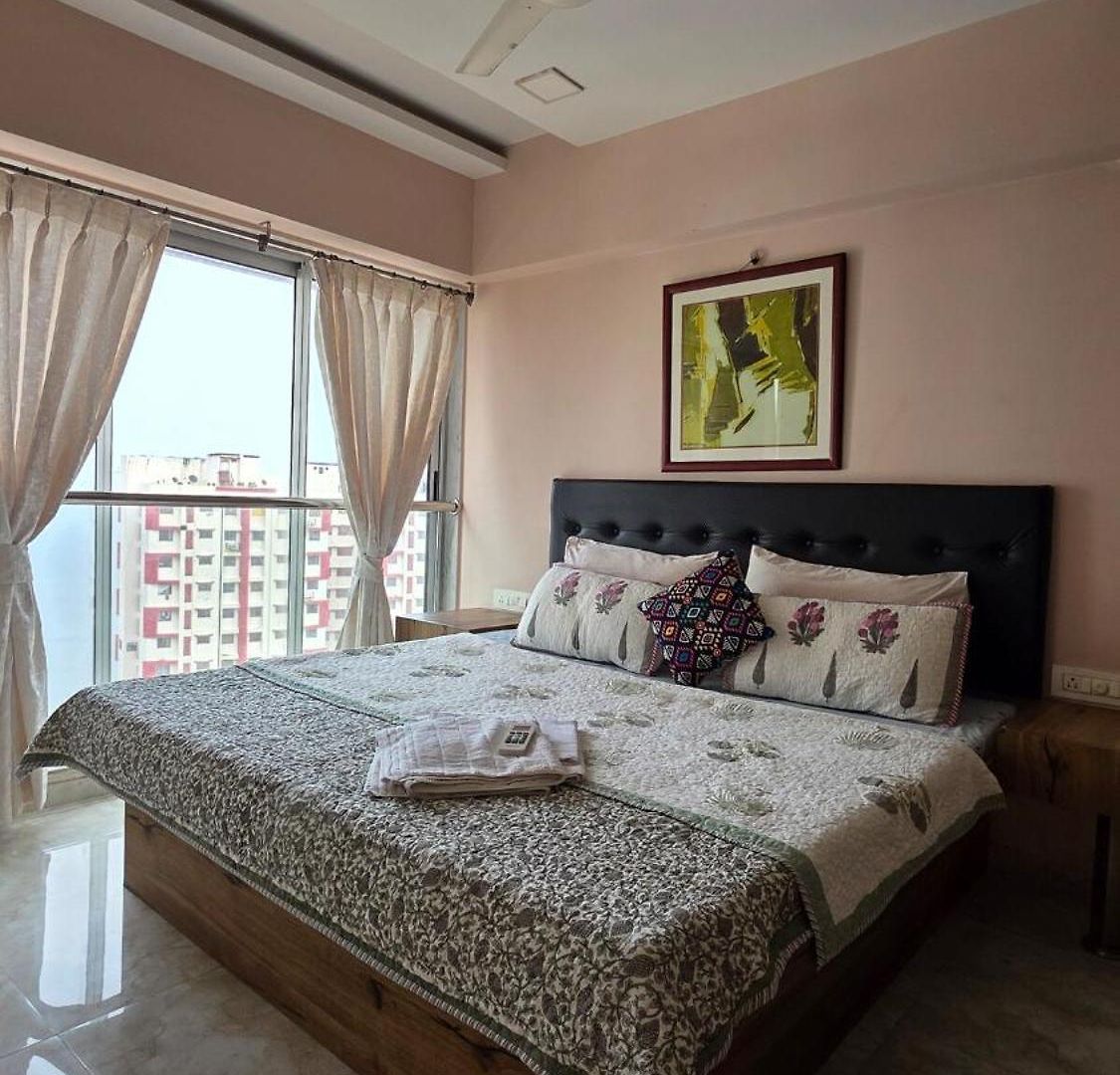 1202 Breathe By The Ocean- Luxury Apartment Mumbai
