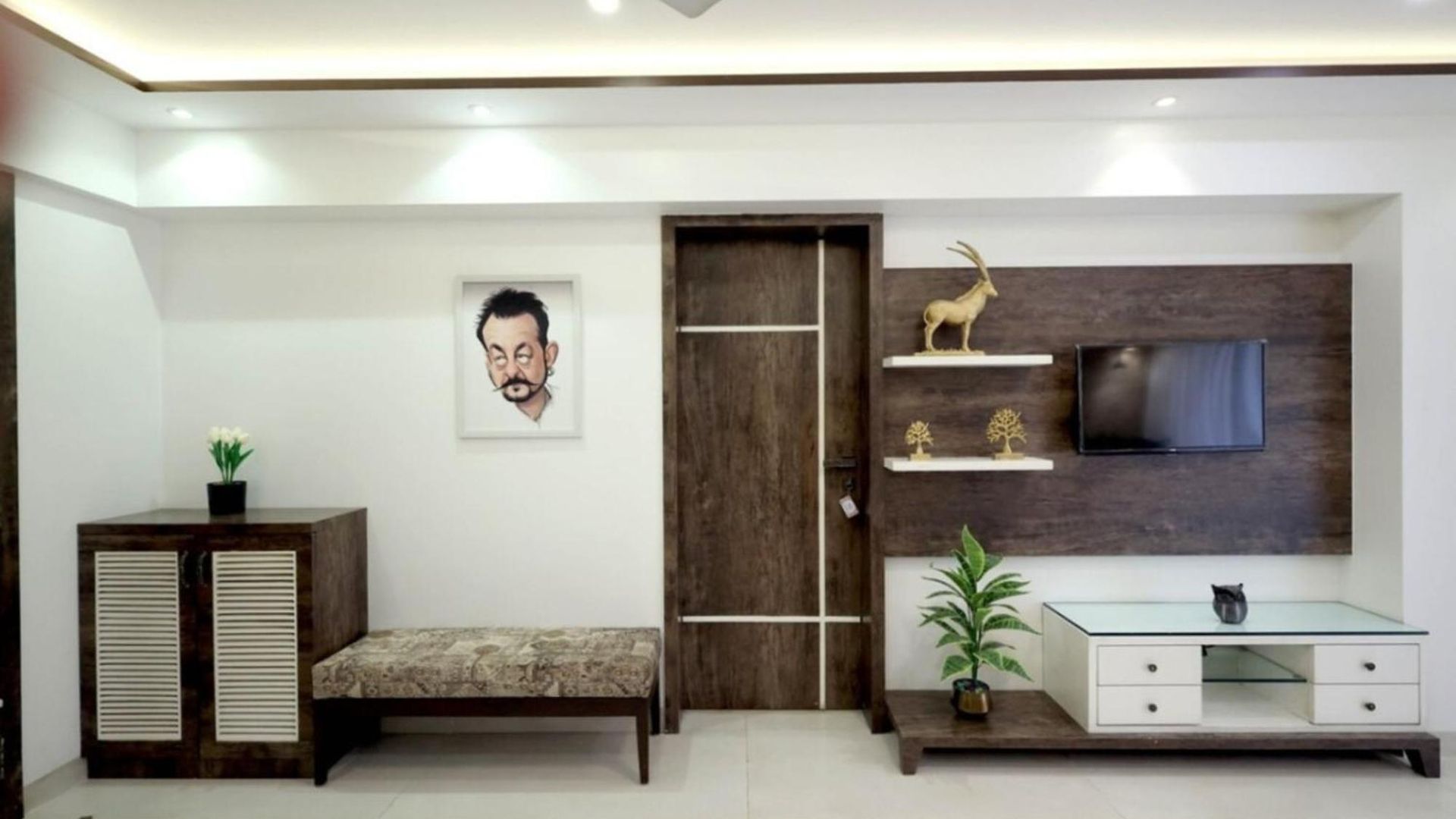Embassy 2 Bedroom Near Bkc & Guru Nanak Hospital Bandra East Mumbai