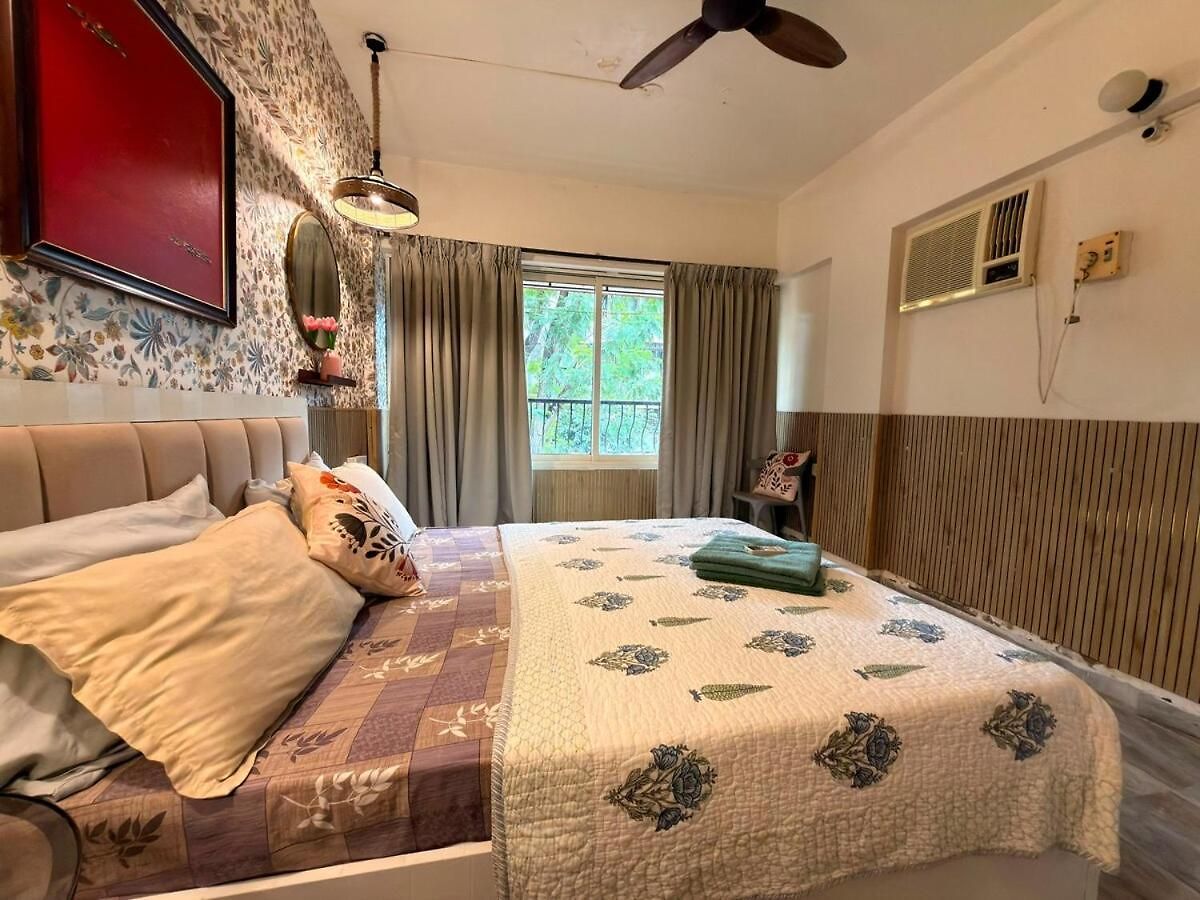 Adore 4 Bhk Luxury Apartment- Bandra Apartment *