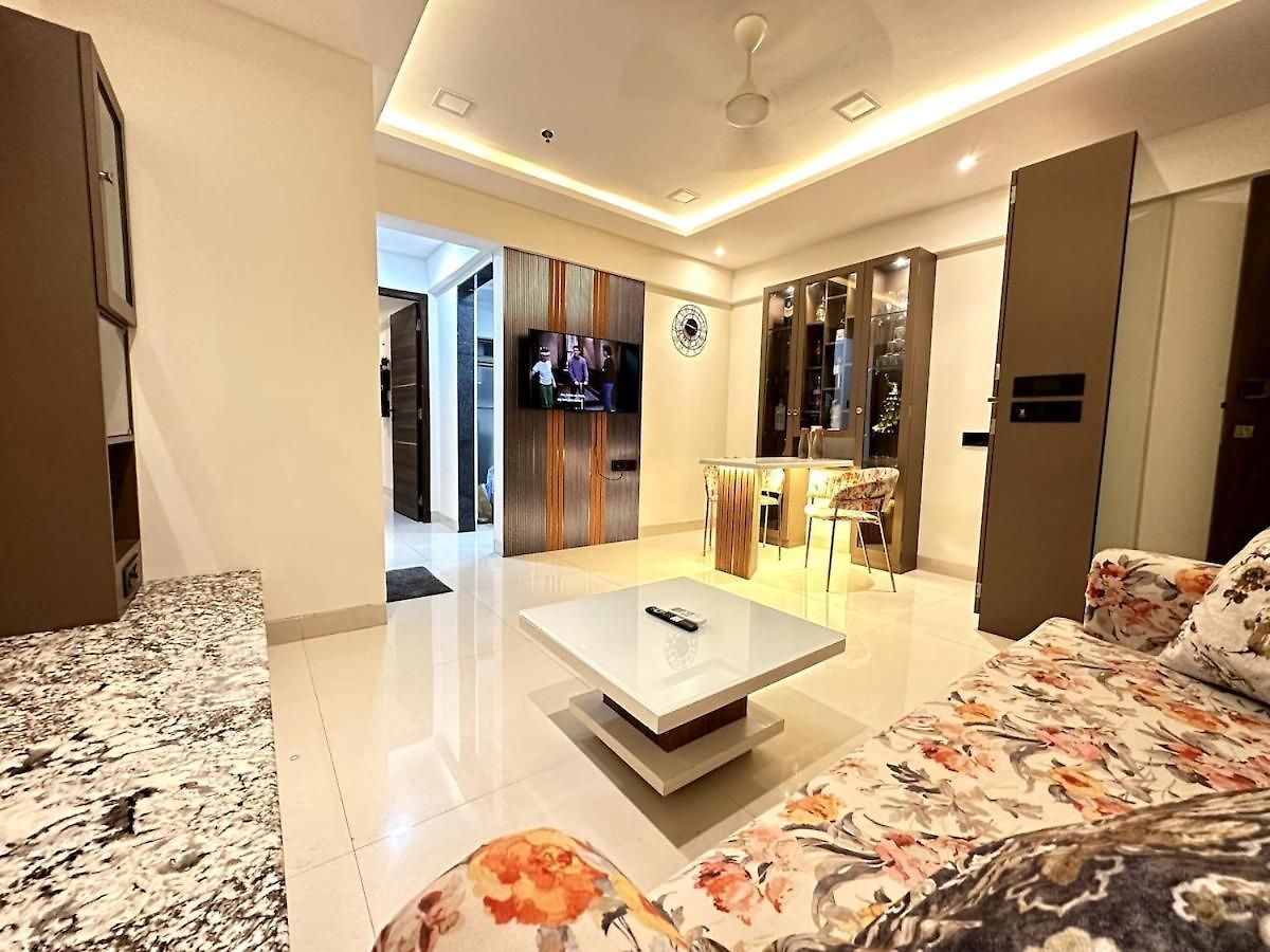 Apartment Mcsc Luxury Paradise Near Nesco Mumbai