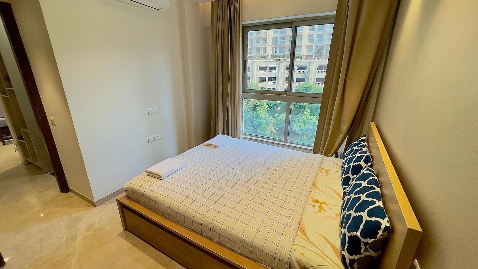 A Embassy 1 Bhk In Hiranandani Powai * Mumbai