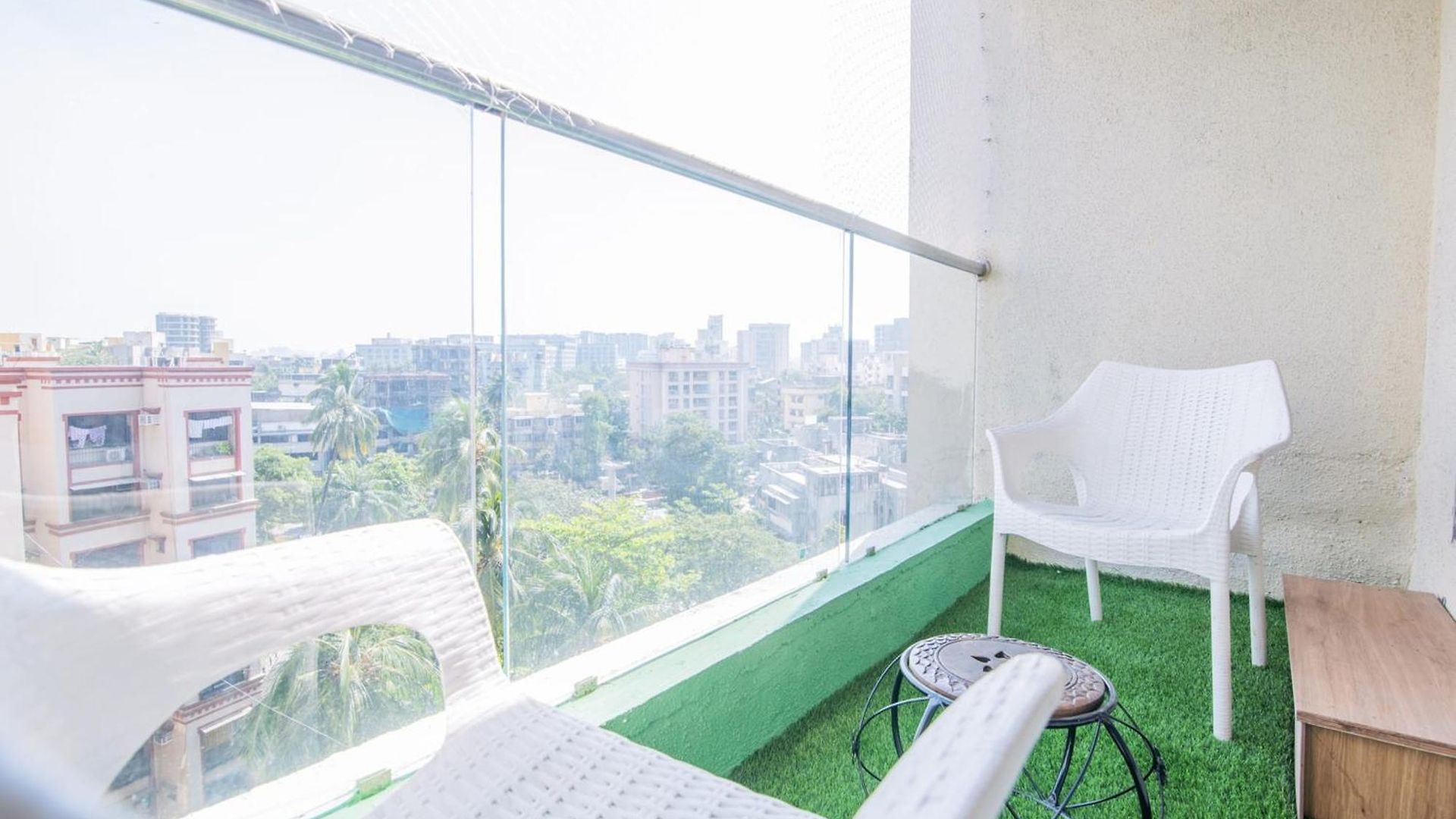 Apartment Luxury 3 Bedroom Near Airport For Working Professionals And Families *