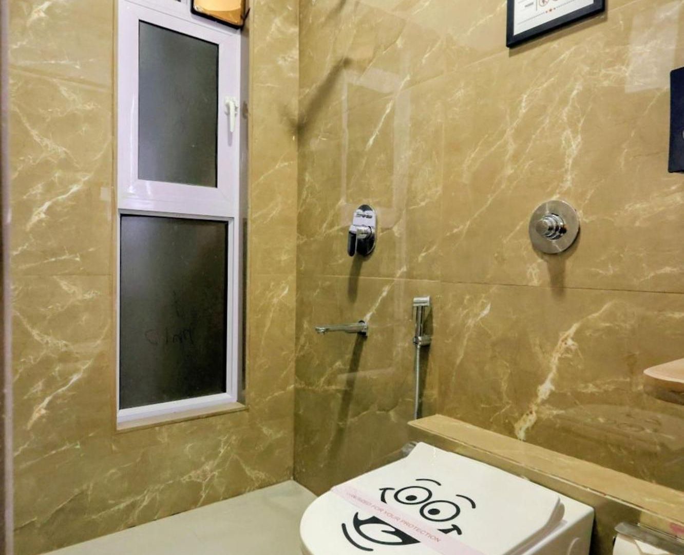 Apartment Premium 1bhk Near Borivali National Park Next To Western Express Highway *