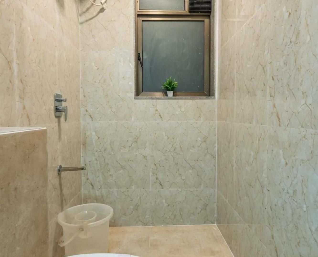 Spacious 3 Bedroom At Kalina, Santacruz East 5 Mins From Bandra Kurla Complex Mumbai
