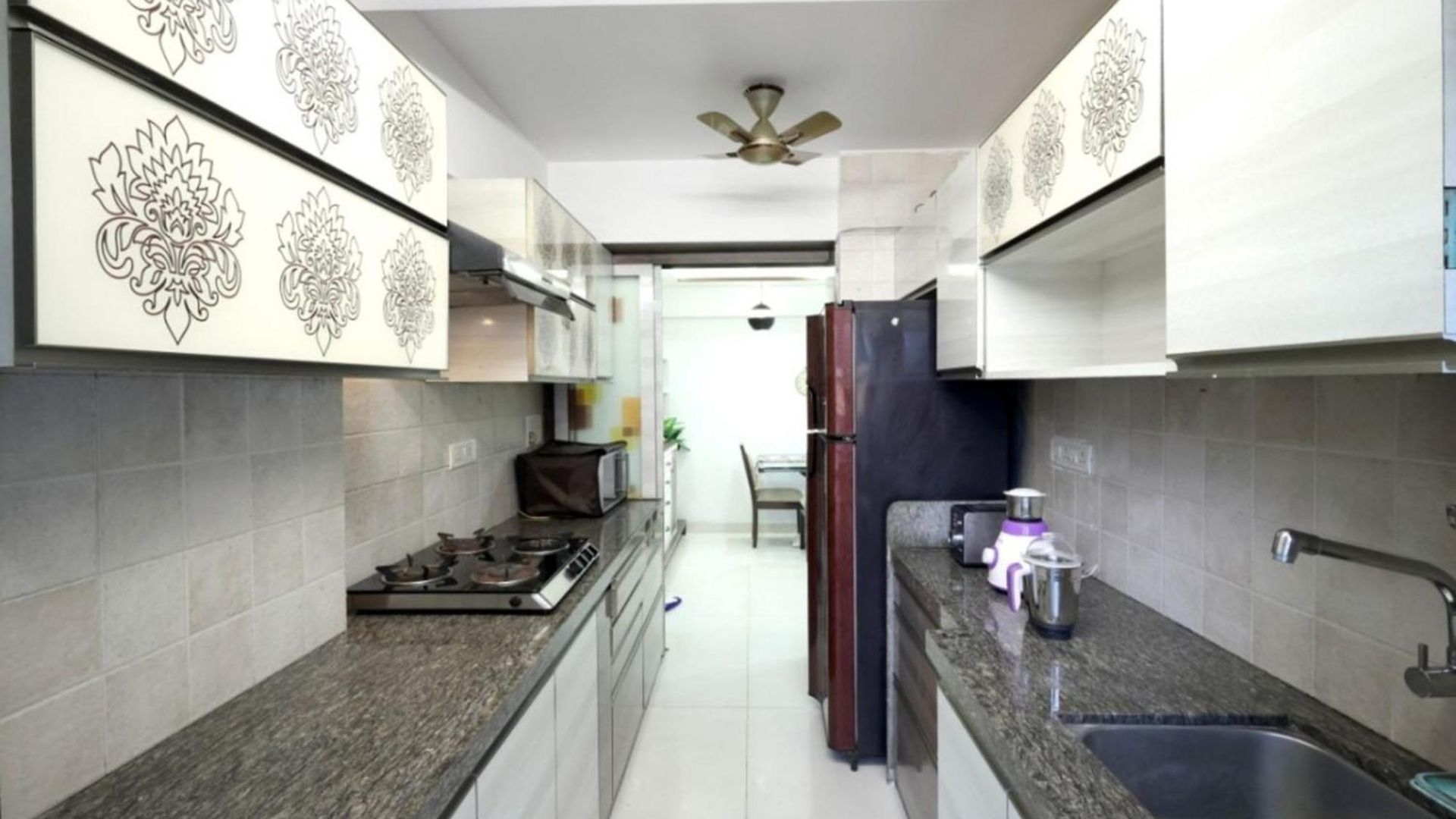 Embassy 2 Bedroom Near Bkc & Guru Nanak Hospital Bandra East * Mumbai