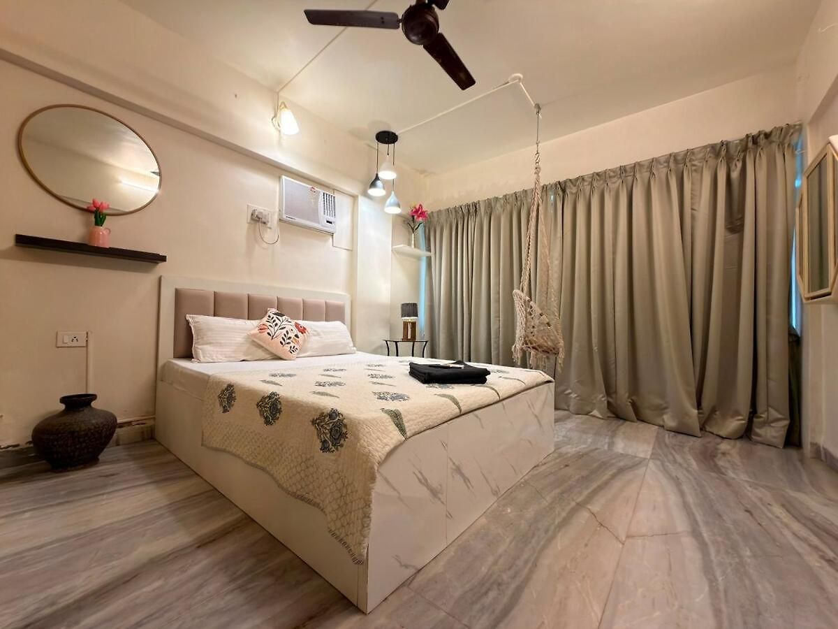 Apartment Adore 4 Bhk Luxury Apartment- Bandra *