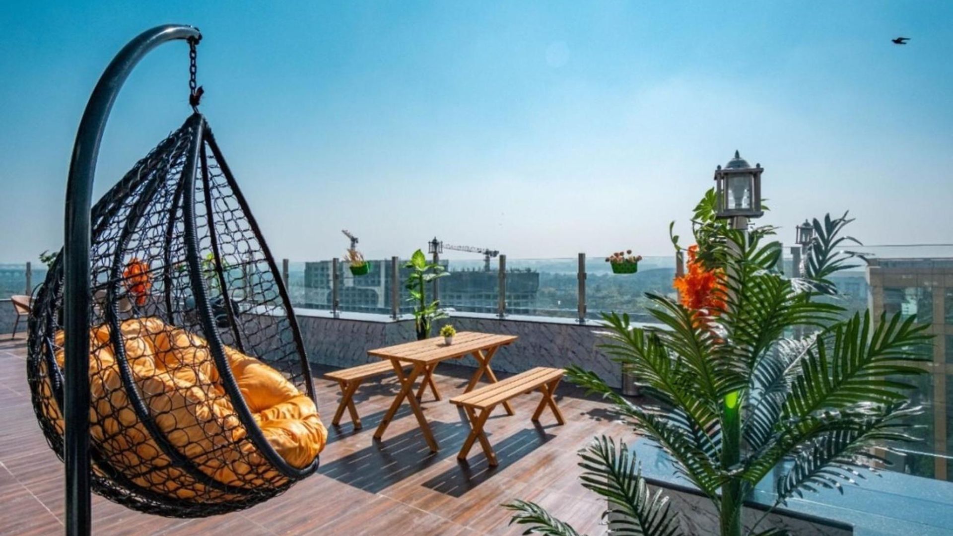 Private Rooftop 3br Near International Airport Andheri East *