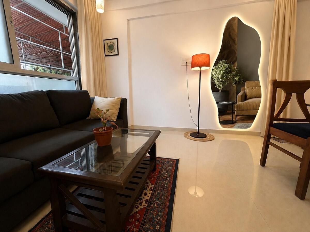 Warm Modern 1bhk Flat New Tower Yari Road Apartment