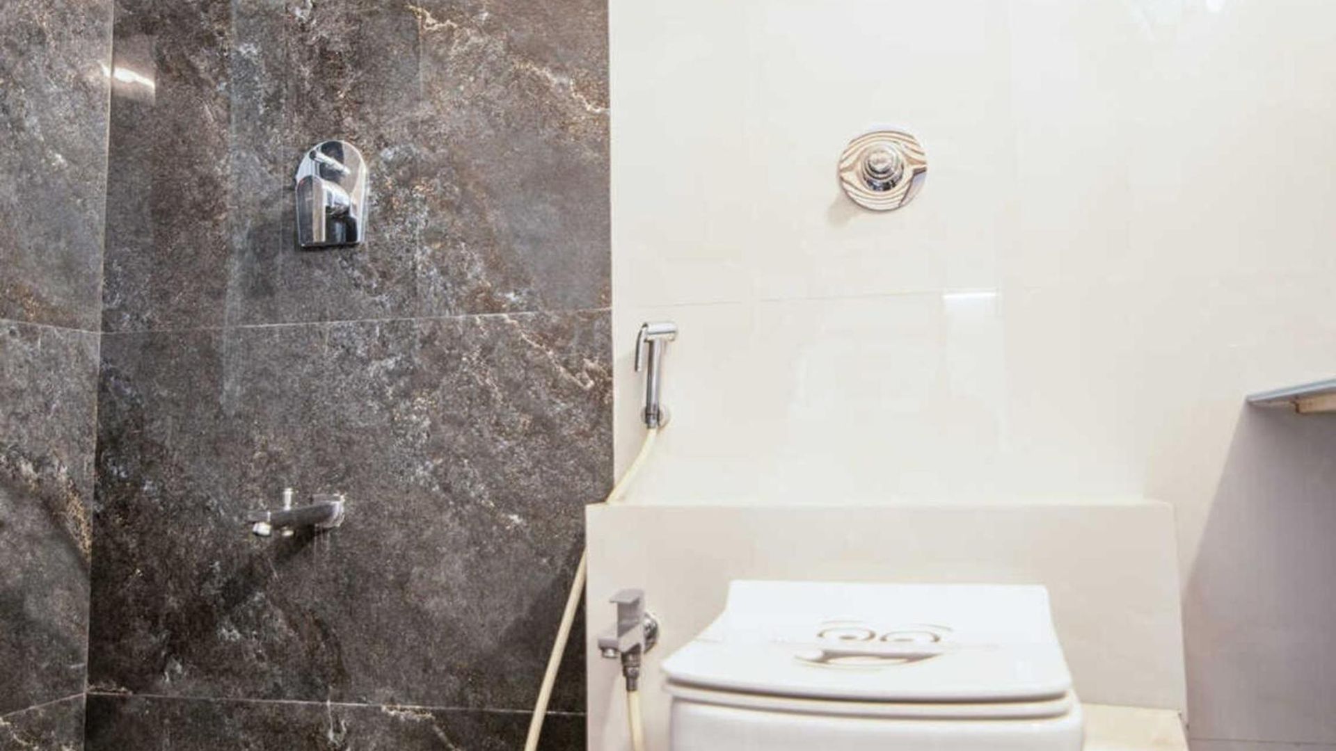 Luxury 3 Bedroom Near Airport For Working Professionals And Families Apartment Mumbai