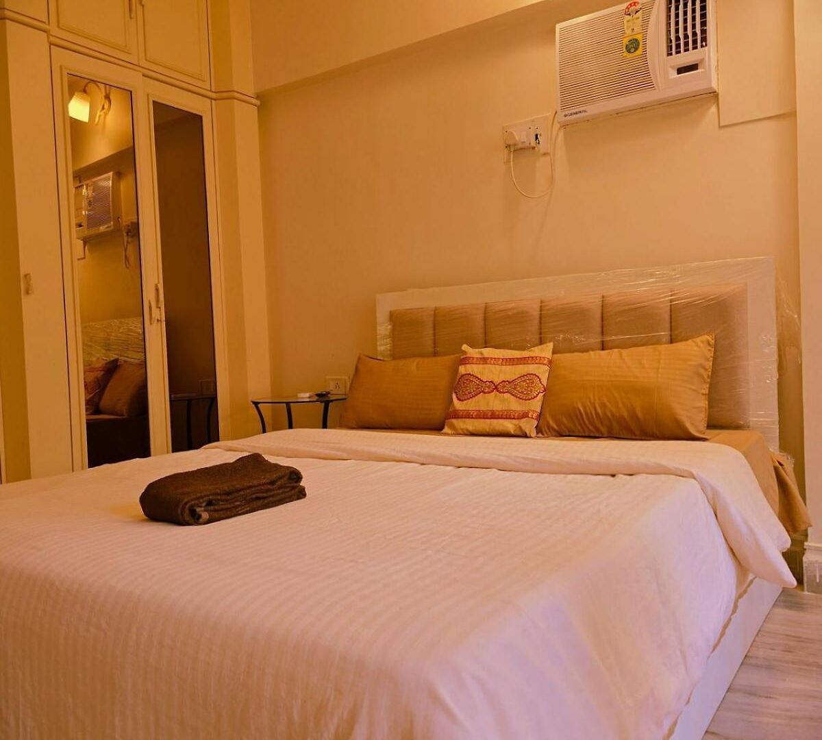 Adore 4 Bhk Luxury Apartment- Bandra * Mumbai