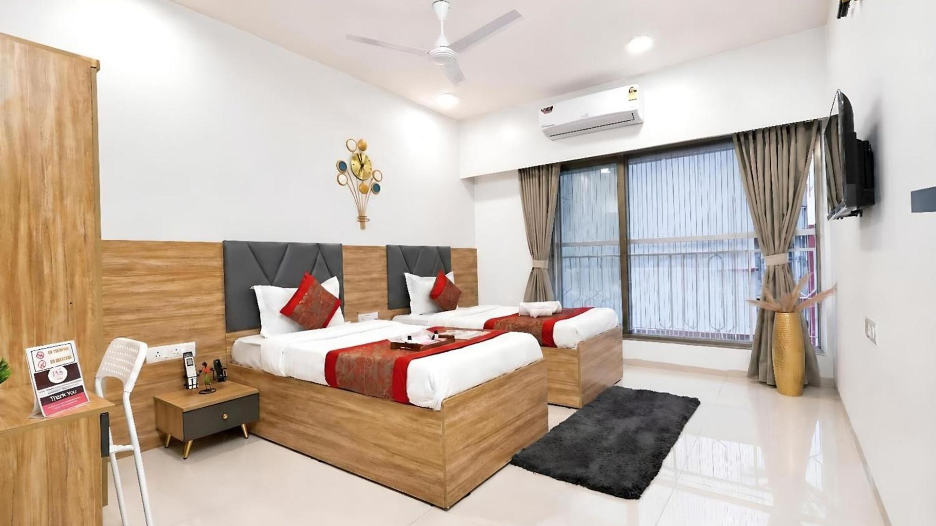 Apartment Spacious 3 Bedroom At Kalina, Santacruz East 5 Mins From Bandra Kurla Complex