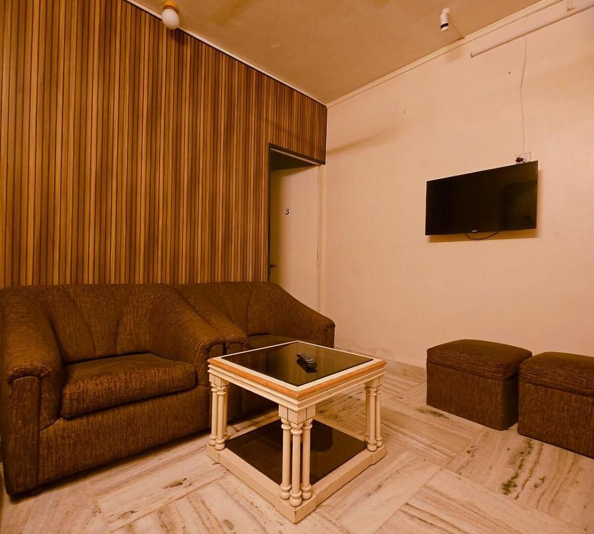 Adore 4 Bhk Luxury Apartment- Bandra Apartment