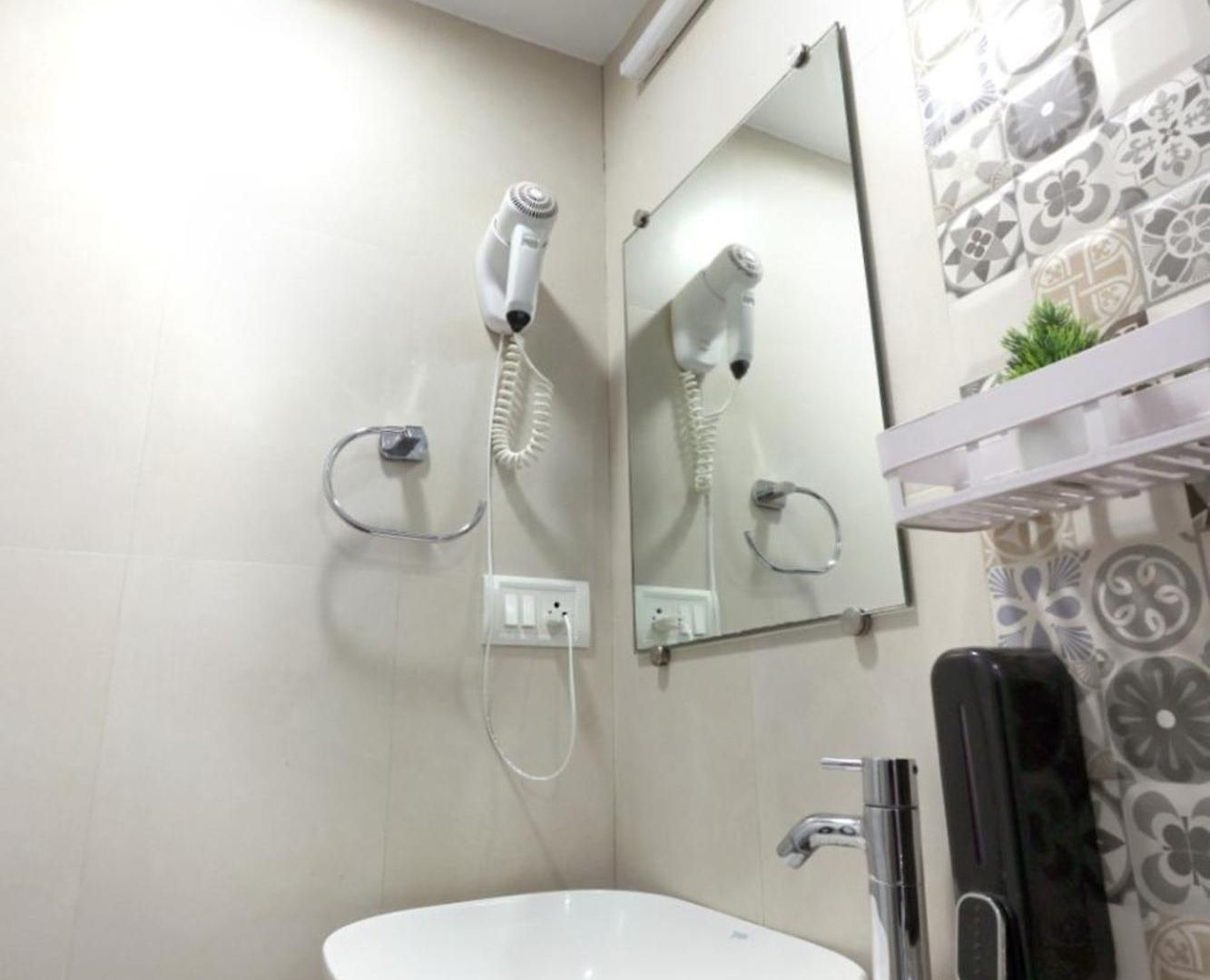 Premium 3br Near Bkc & Bandra East Apartment
