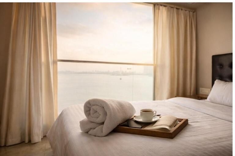 1202 Breathe By The Ocean- Luxury Apartment