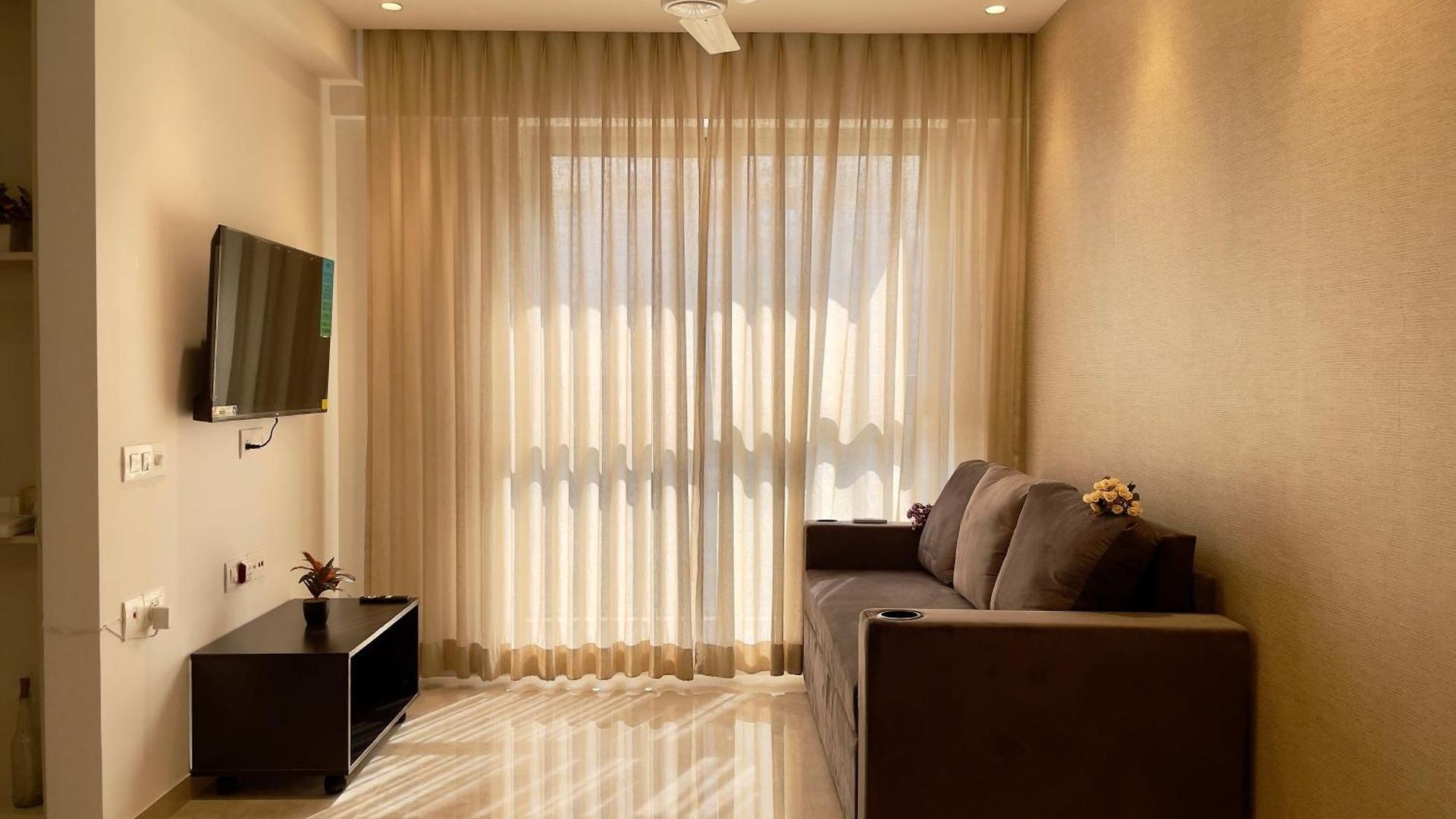 Apartment A Embassy 1 Bhk In Hiranandani Powai