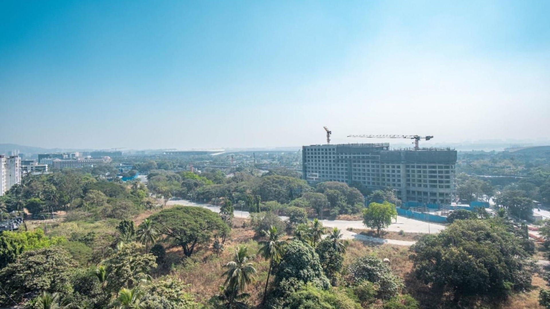 Apartment Private Rooftop 3br Near International Airport Andheri East *