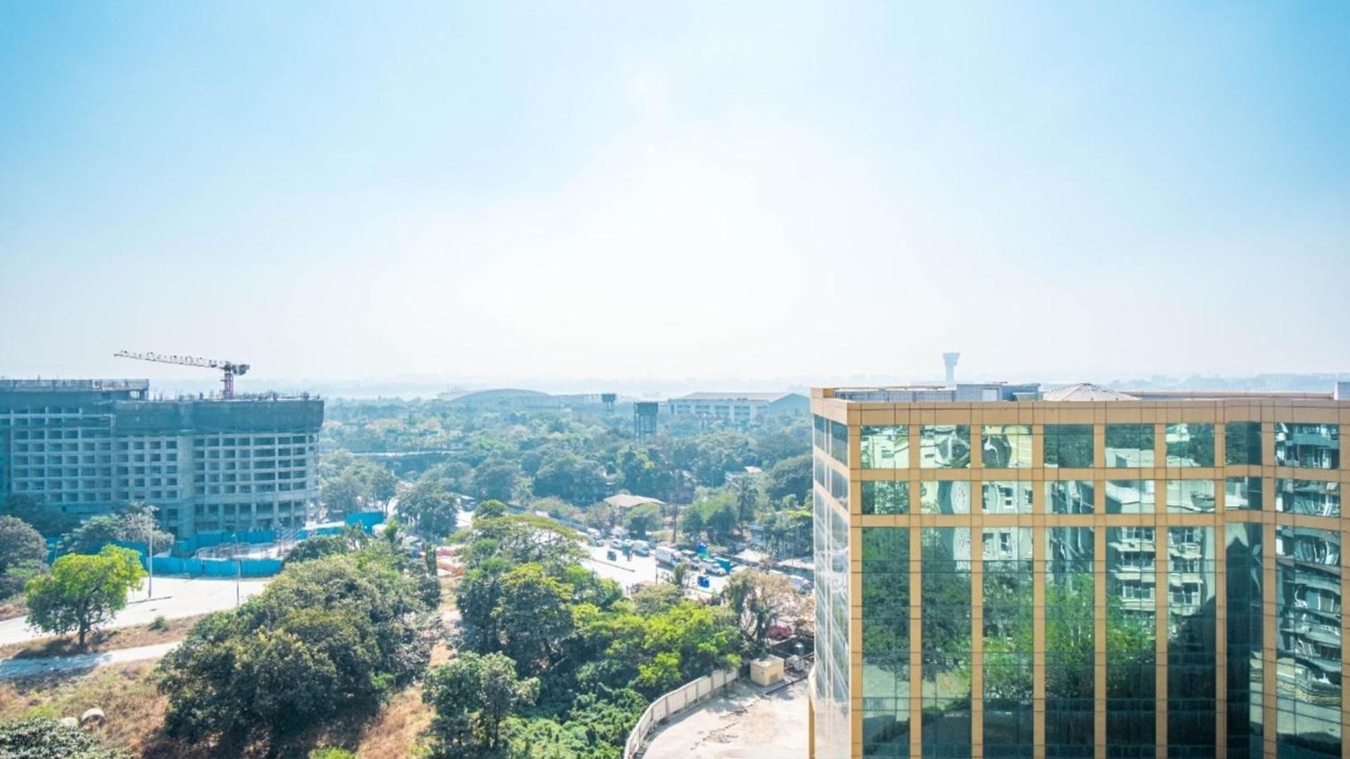 Private Rooftop 3br Near International Airport Andheri East Apartment Mumbai