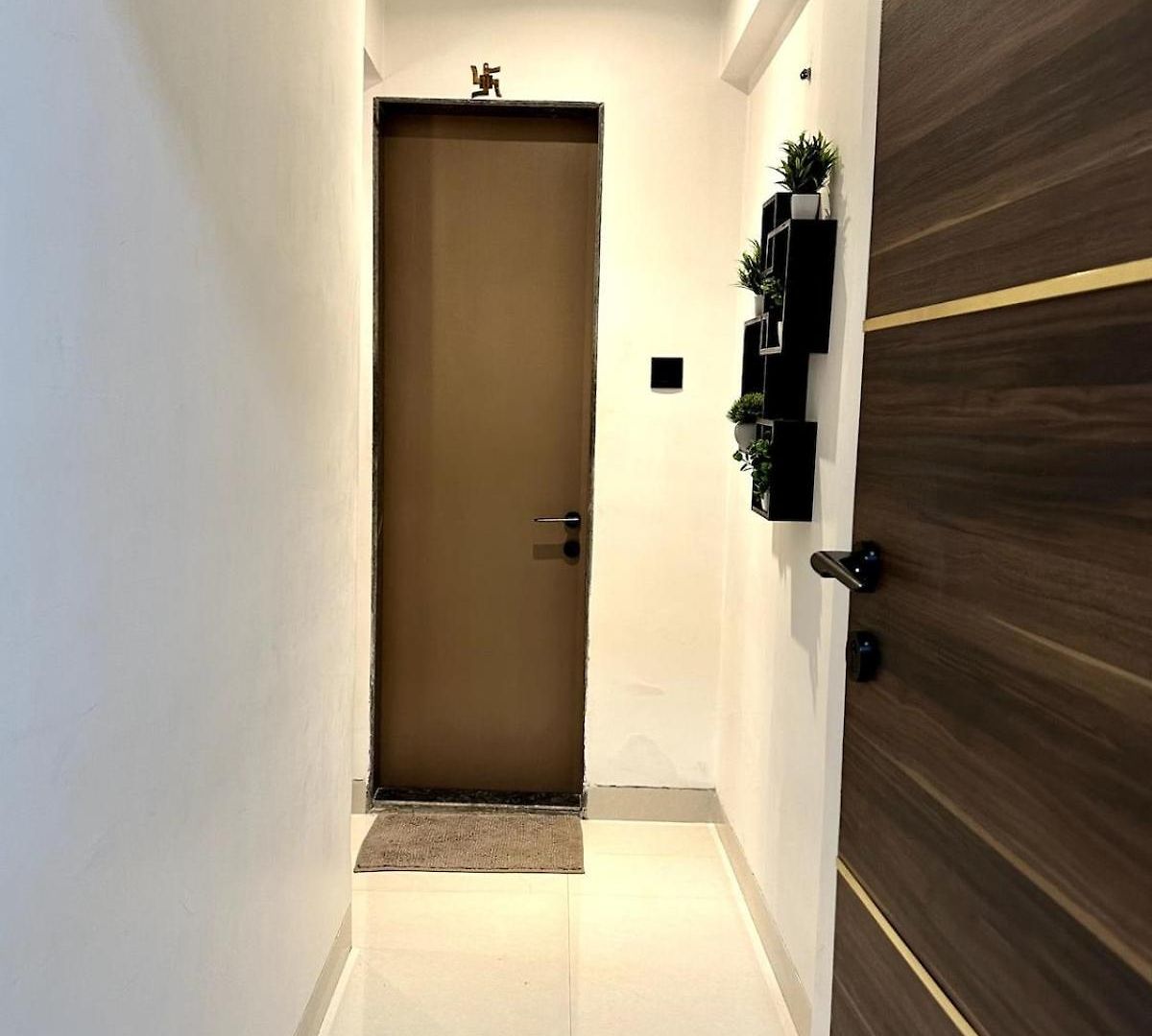Mcsc Luxury Paradise Near Nesco Mumbai