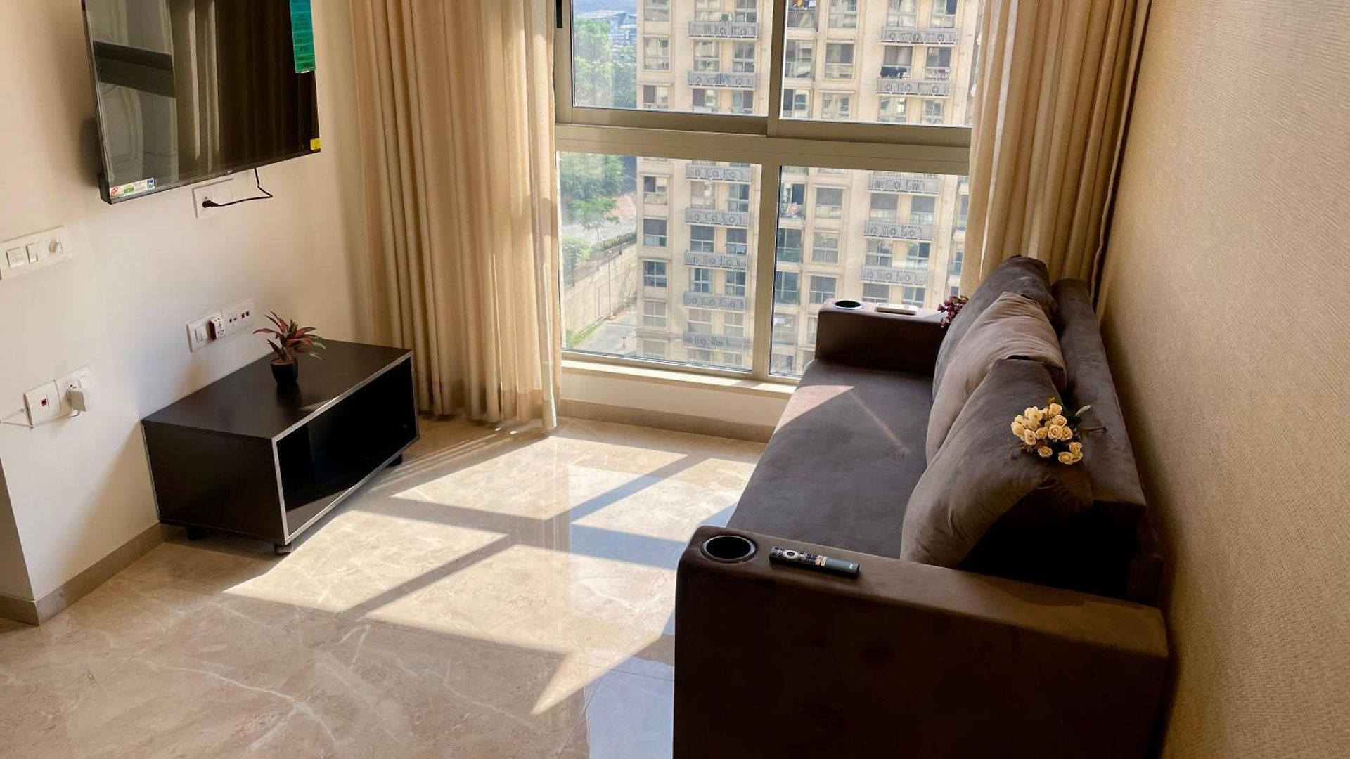 A Embassy 1 Bhk In Hiranandani Powai Apartment Mumbai