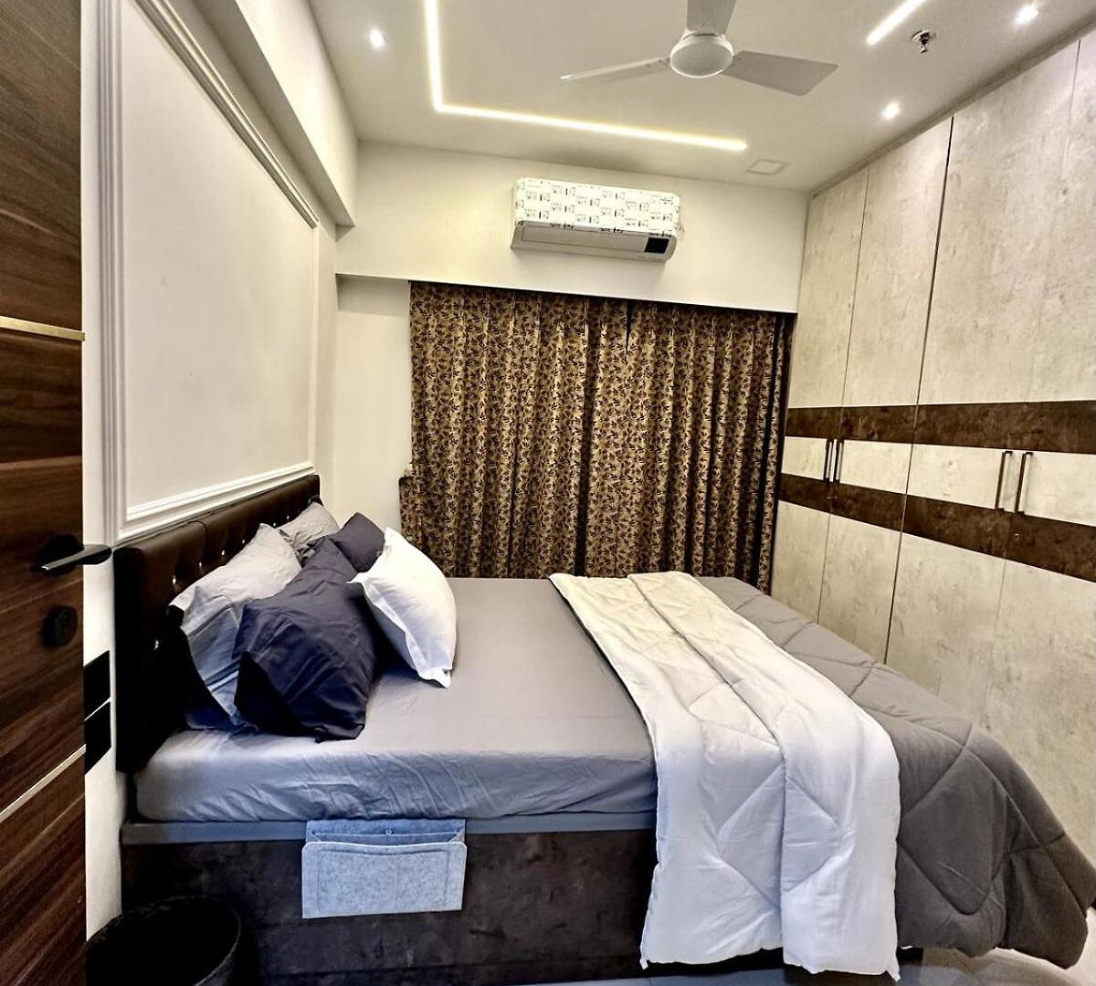 Mcsc Luxury Paradise Near Nesco Apartment Mumbai