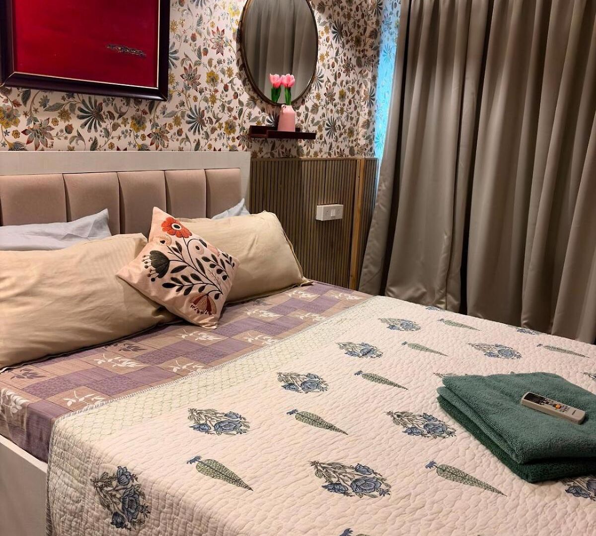 Adore 4 Bhk Luxury Apartment- Bandra Apartment