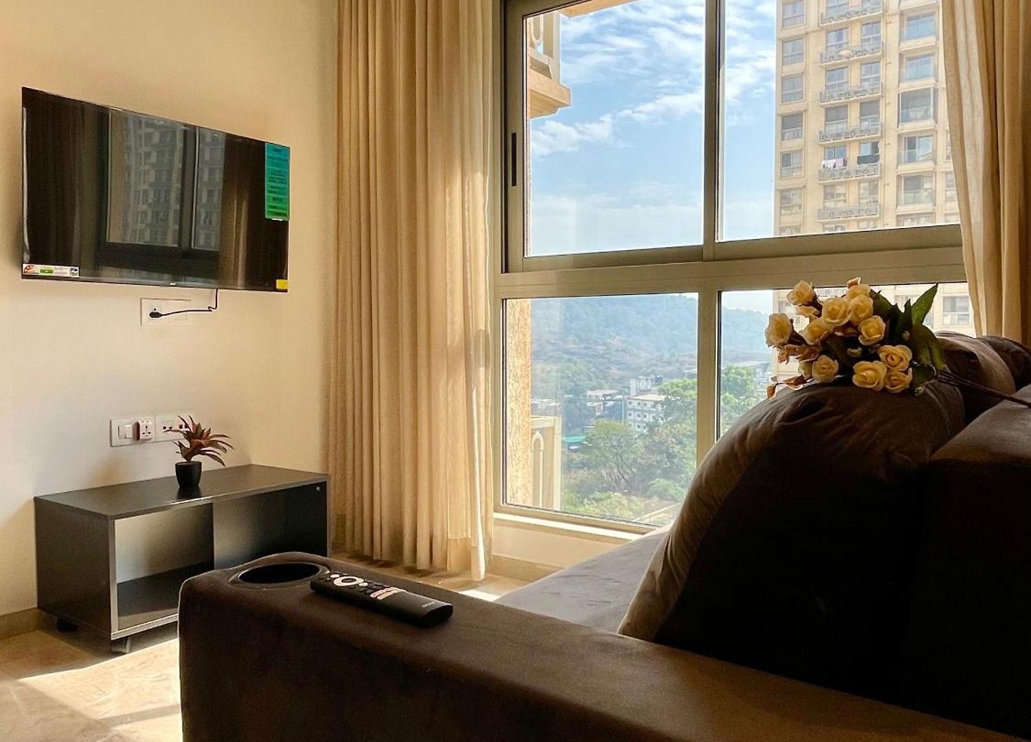 Apartment A Embassy 1 Bhk In Hiranandani Powai *
