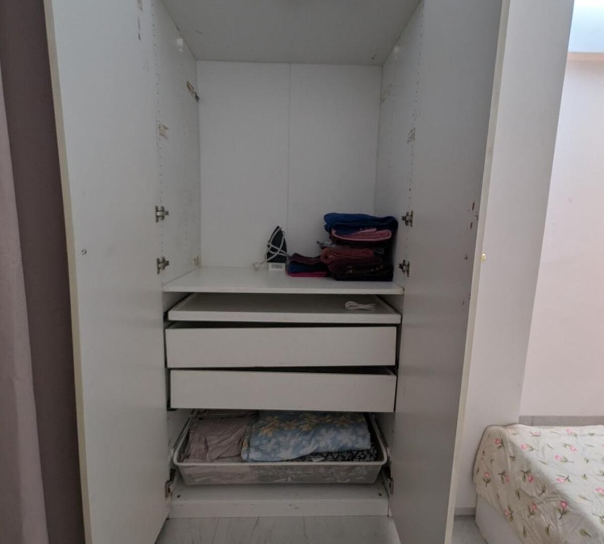 Peaceful & Spacious 2 Bhk Near Airport Apartment Mumbai