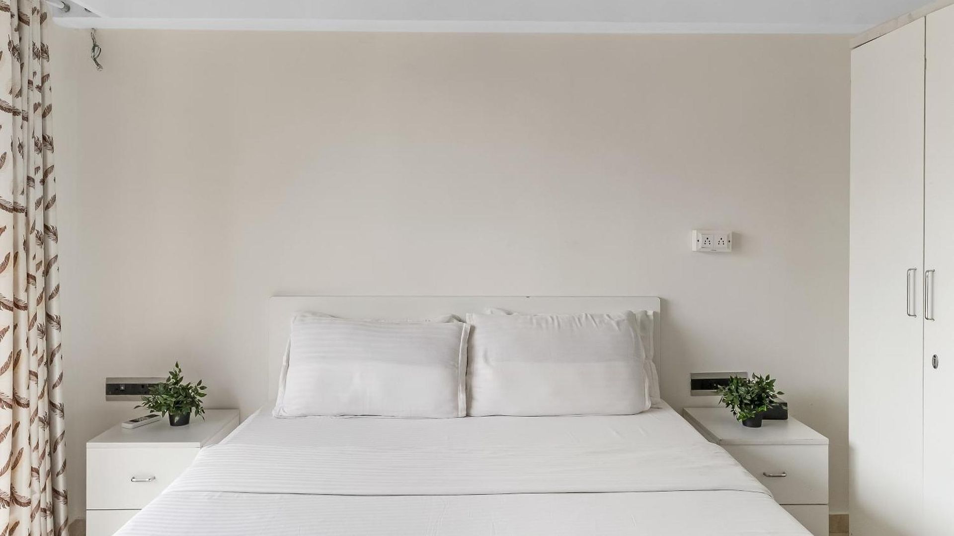 Premium By House Oona * Mumbai