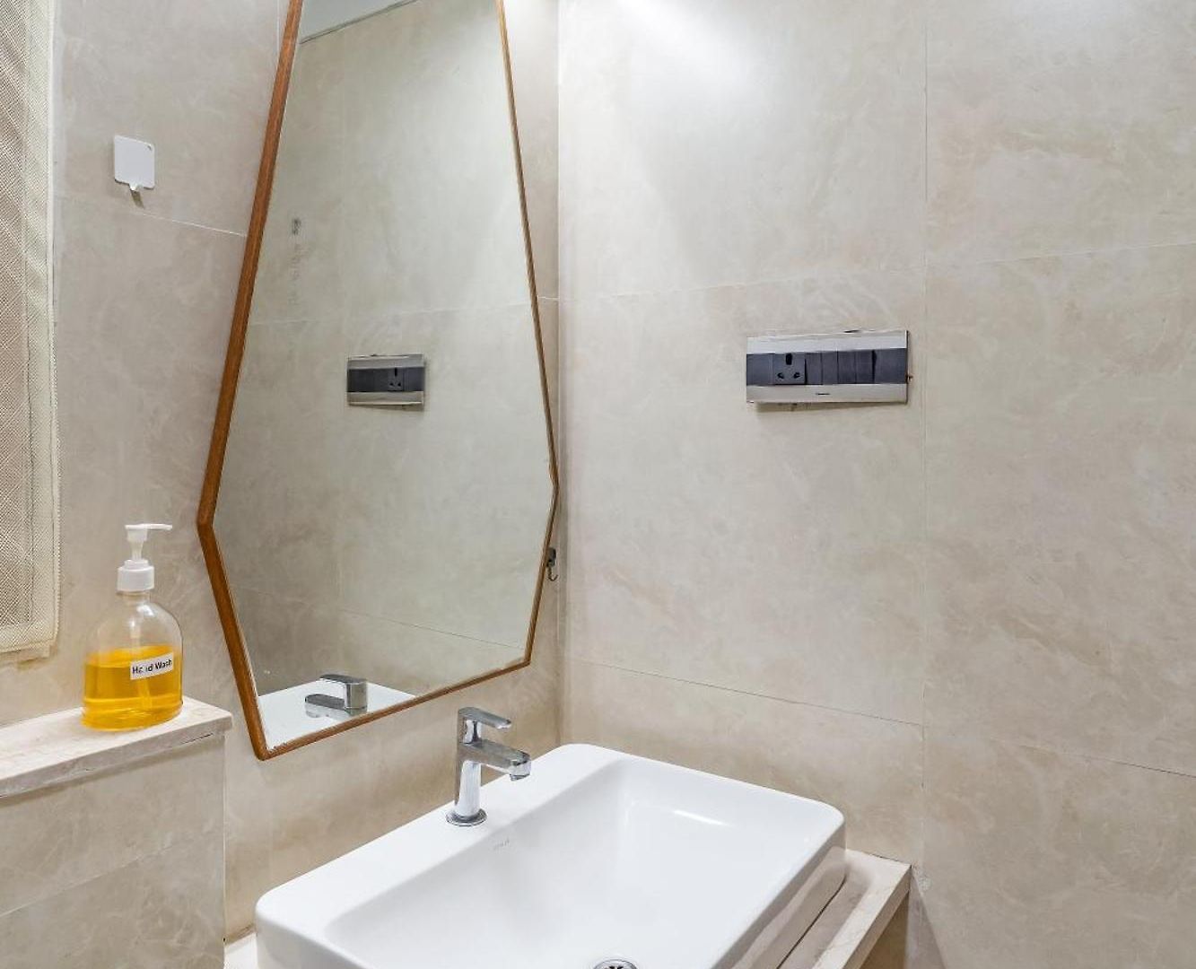 Apartment Premium By House Oona Mumbai